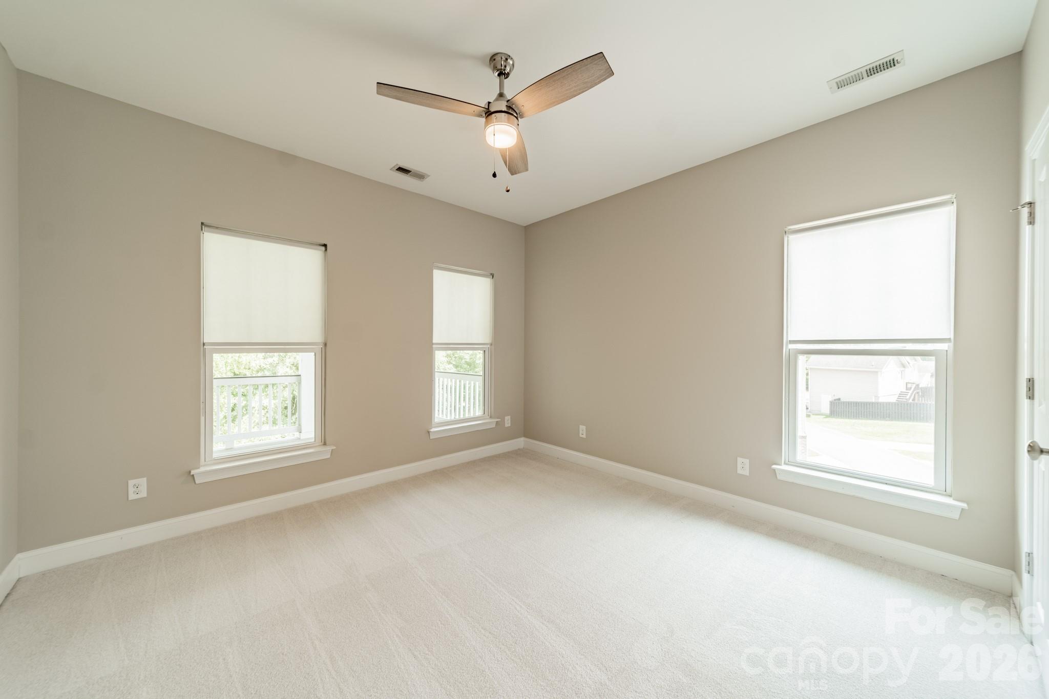 10236 Vanguard Parkway — Huntersville