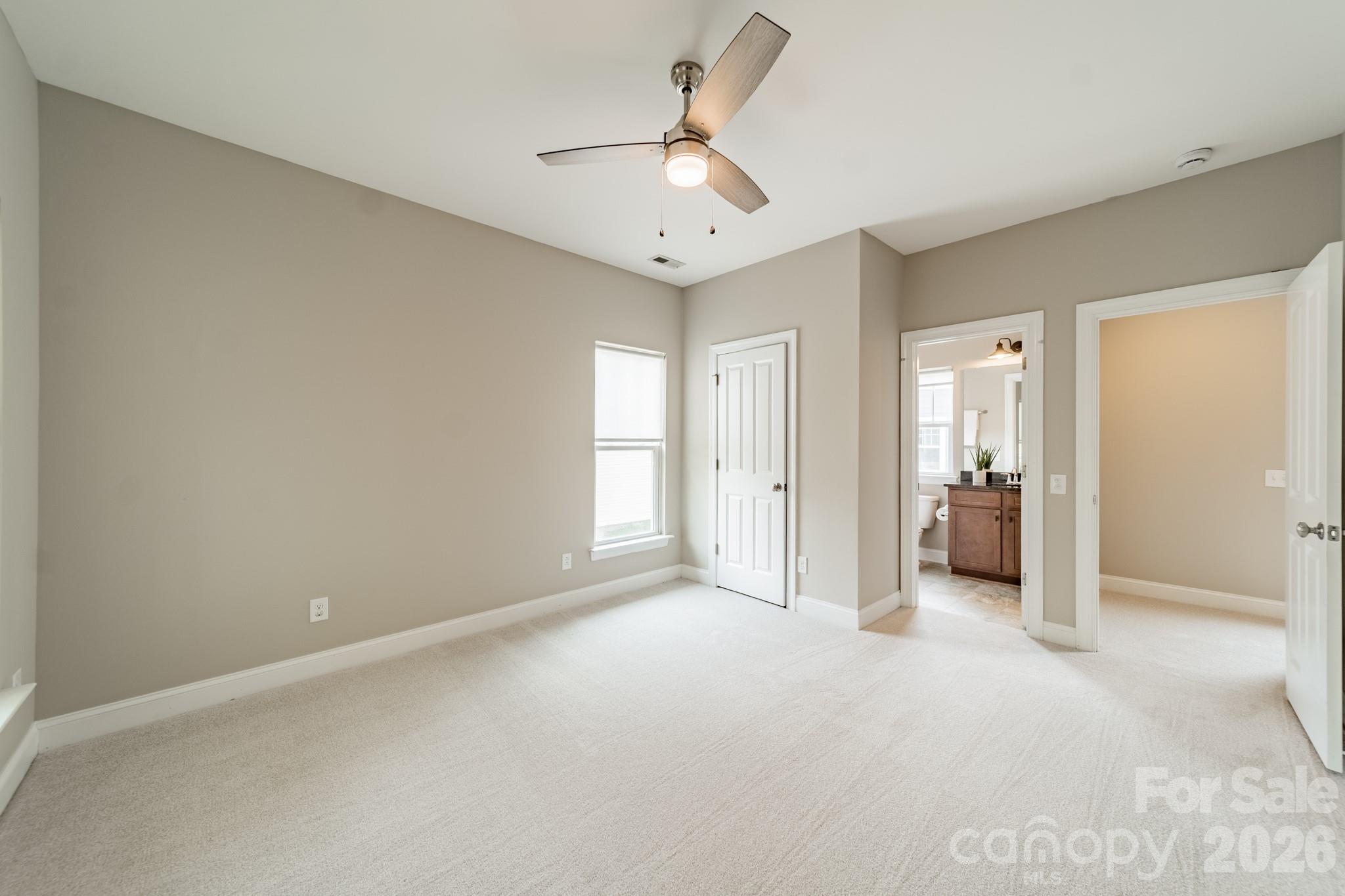 10236 Vanguard Parkway — Huntersville