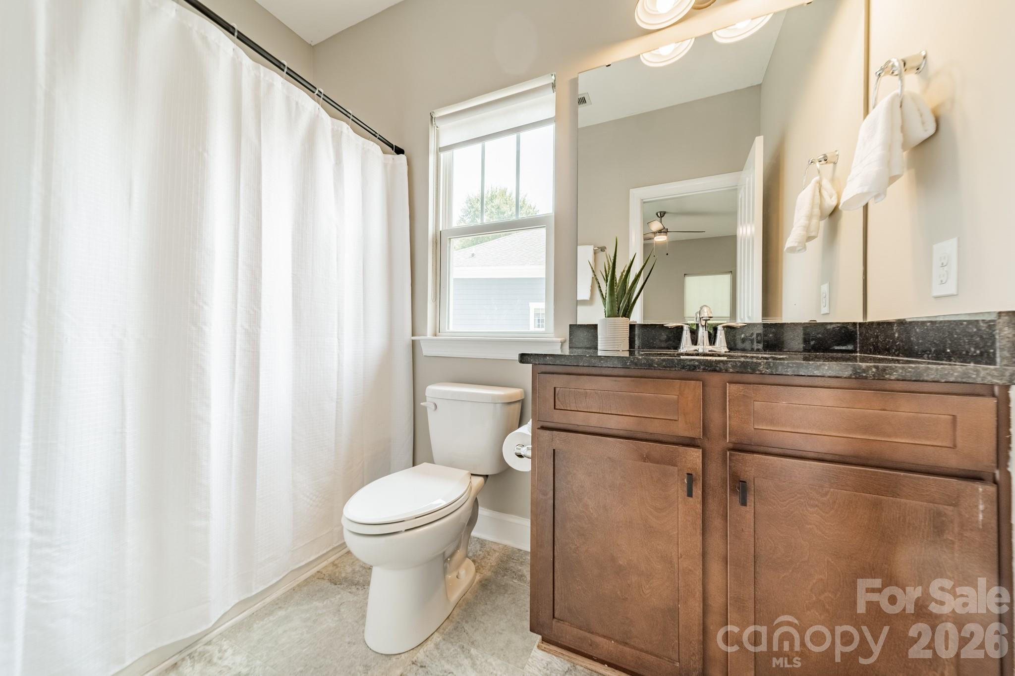 10236 Vanguard Parkway — Huntersville