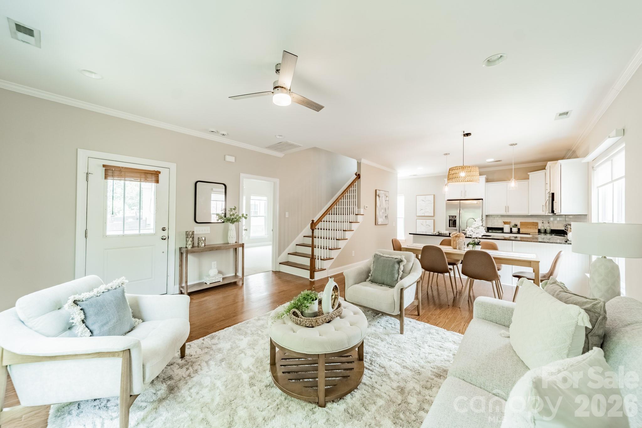 10236 Vanguard Parkway — Huntersville