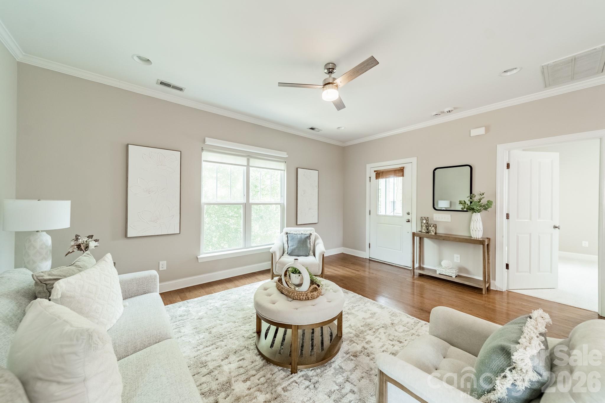 10236 Vanguard Parkway — Huntersville