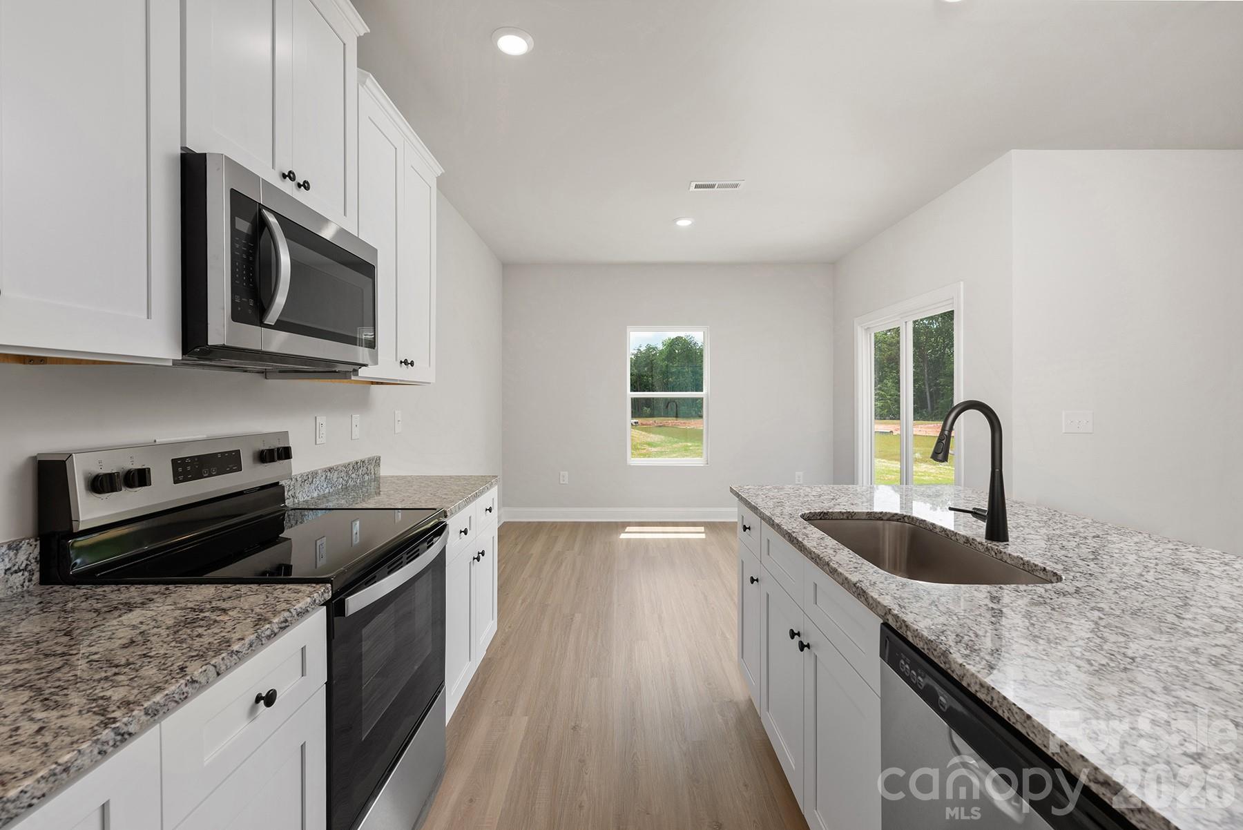 8125 Cravat Court — Charlotte