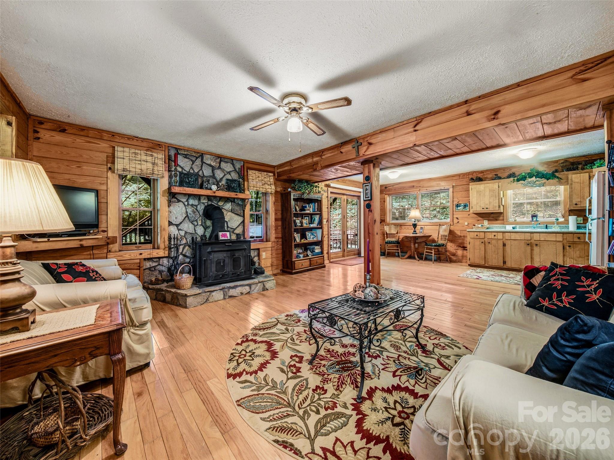 696 Top Of The Mountain Road — Hendersonville