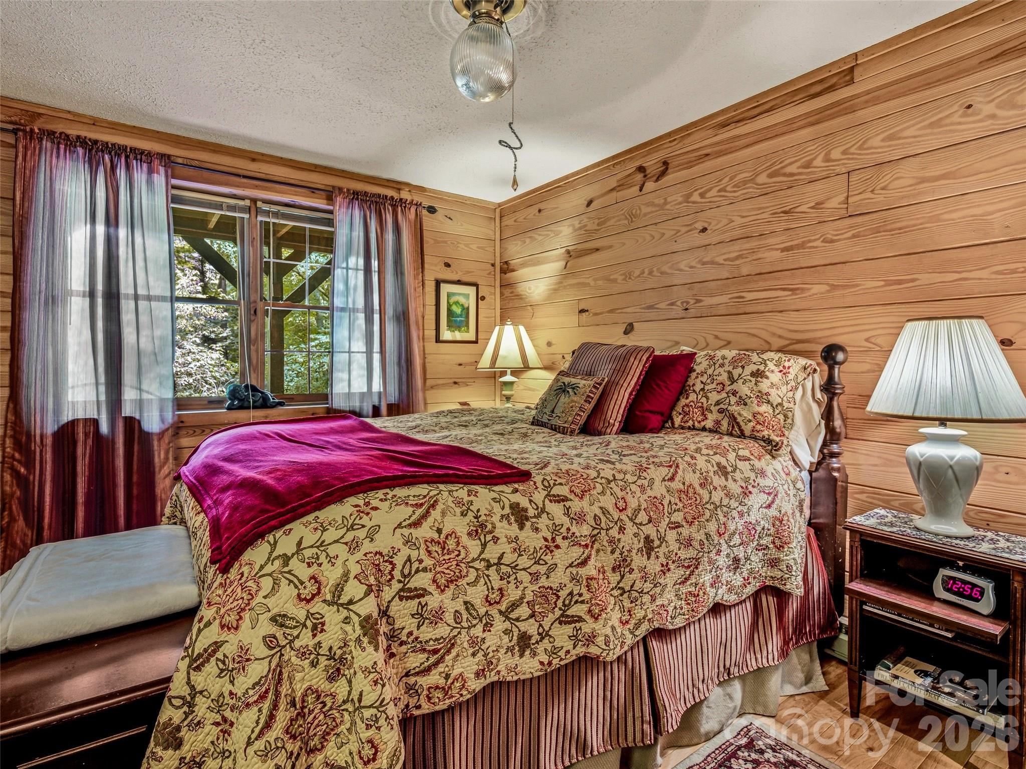 696 Top Of The Mountain Road — Hendersonville