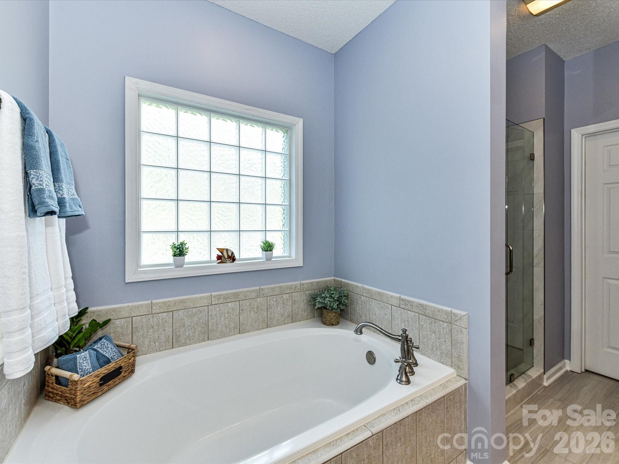 8227 Laurel Oak Court — Harrisburg