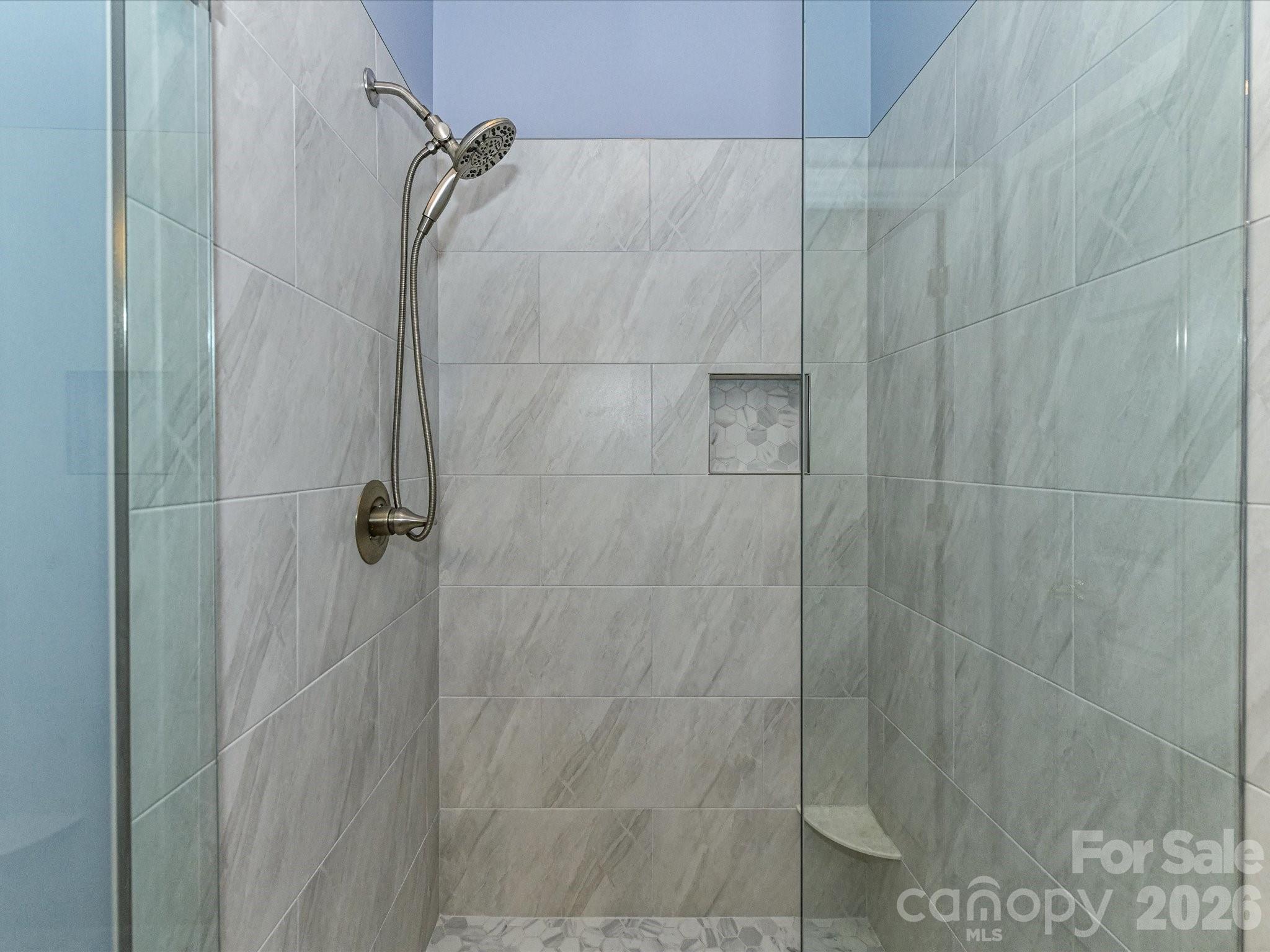 8227 Laurel Oak Court — Harrisburg