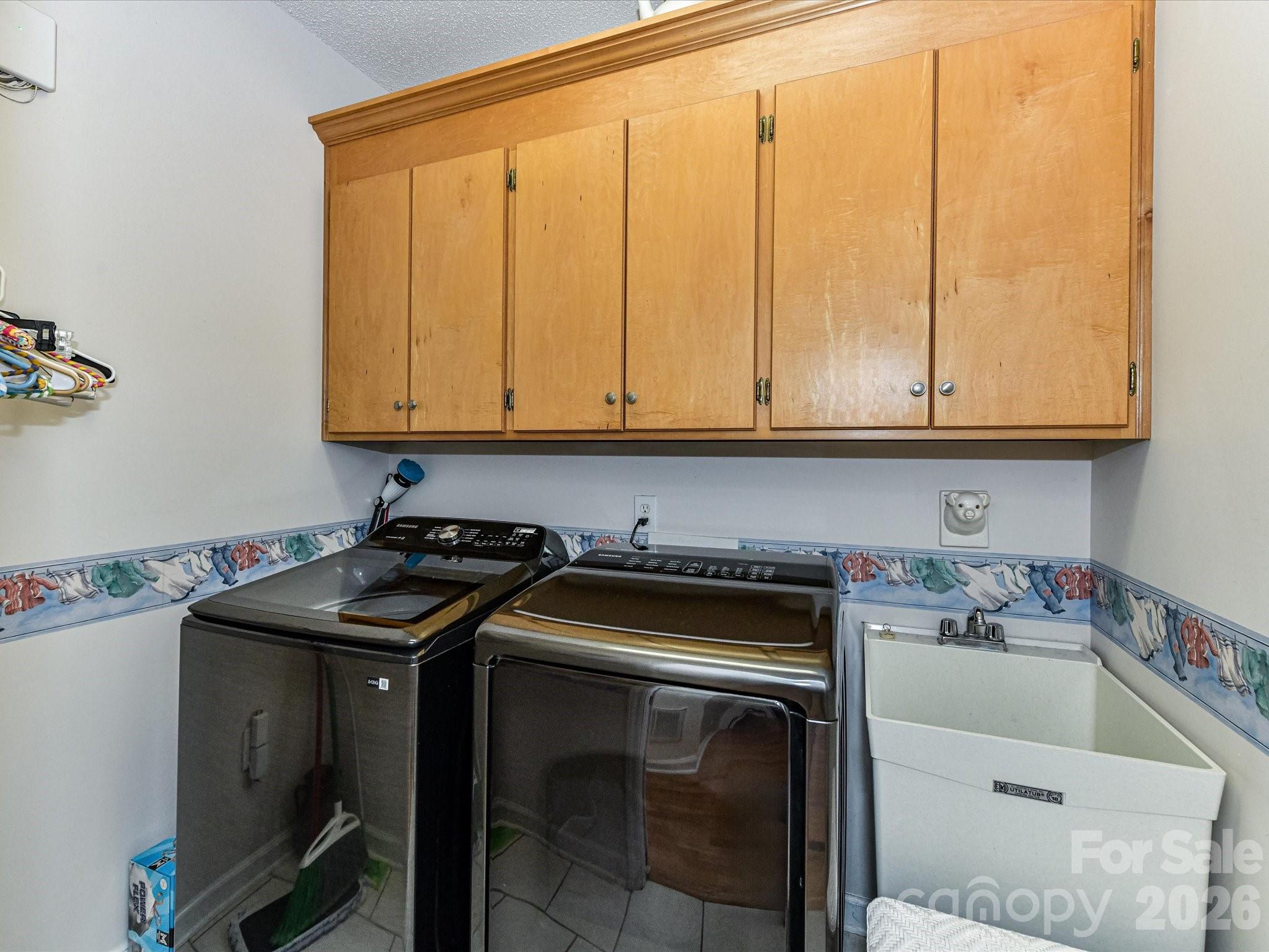 8227 Laurel Oak Court — Harrisburg