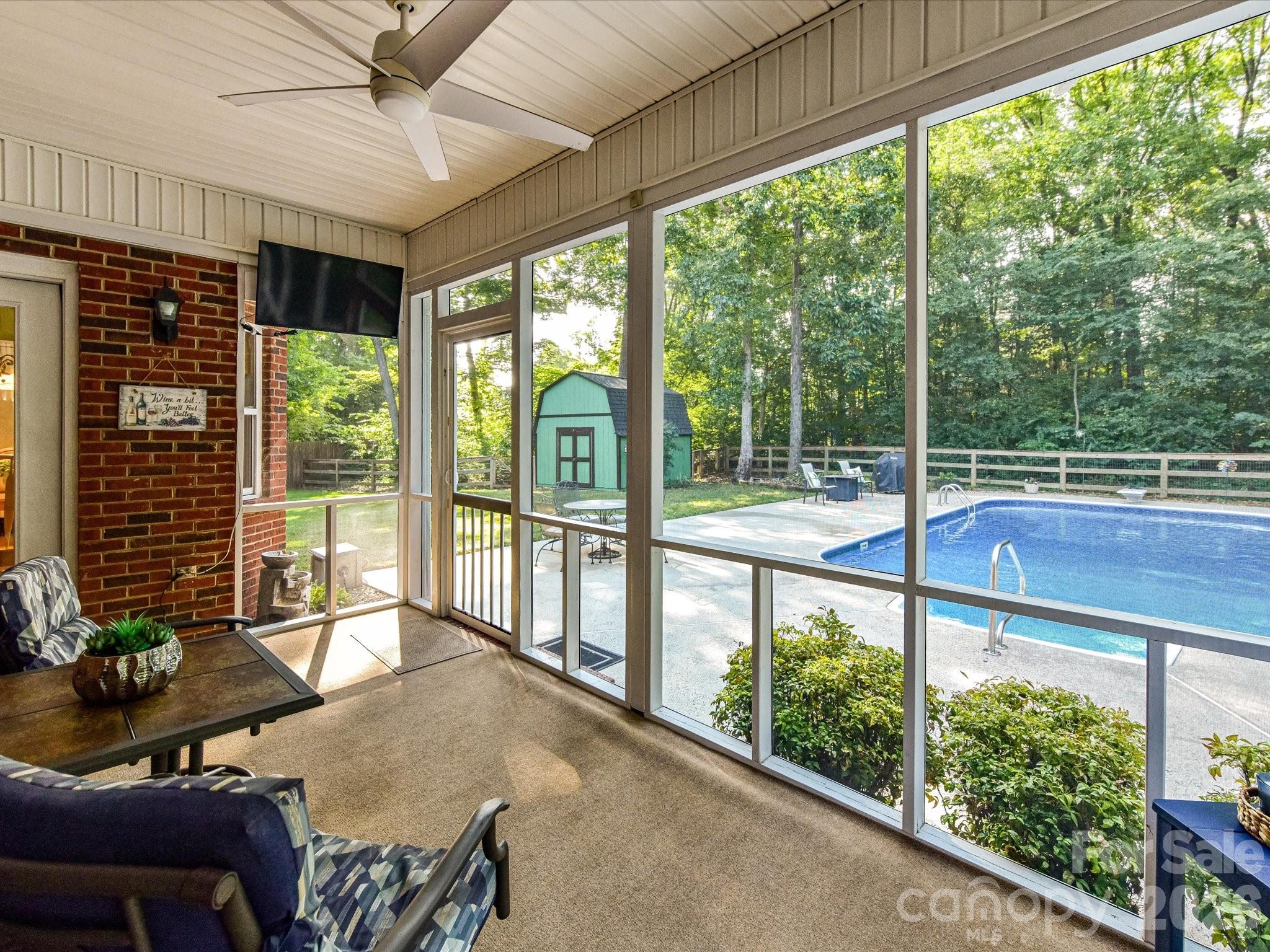 8227 Laurel Oak Court — Harrisburg