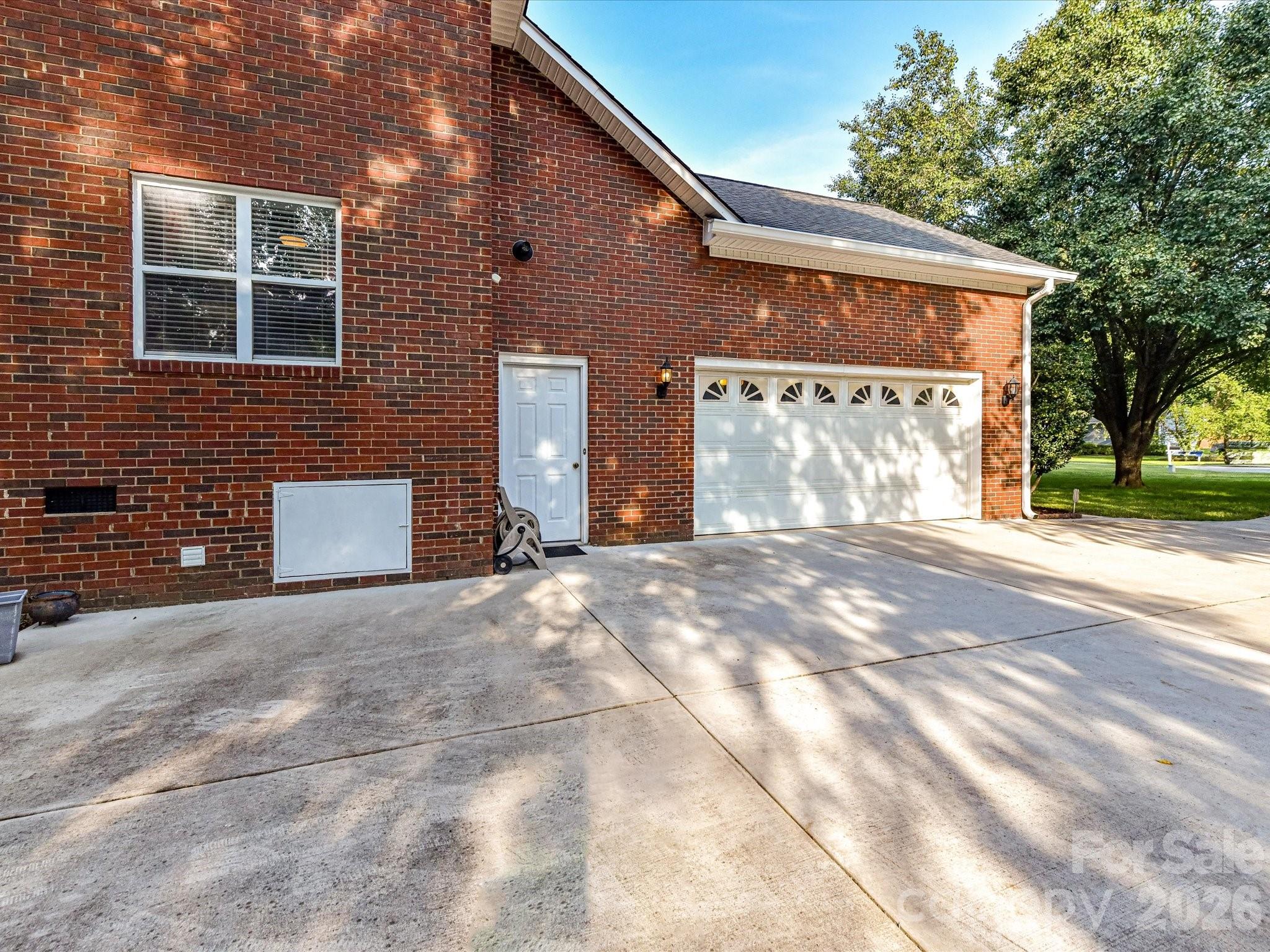 8227 Laurel Oak Court — Harrisburg