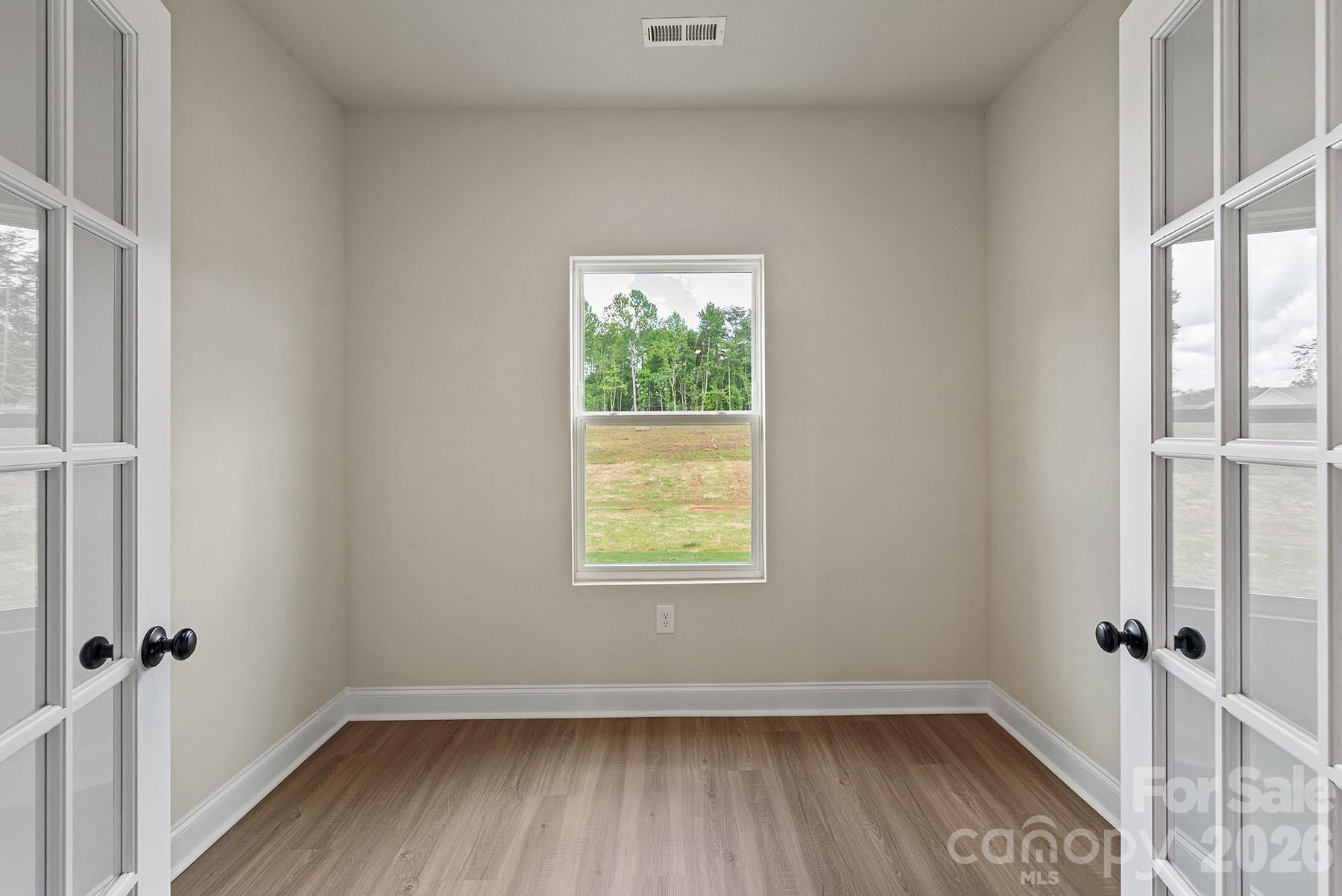 8114 Cravat Court — Charlotte