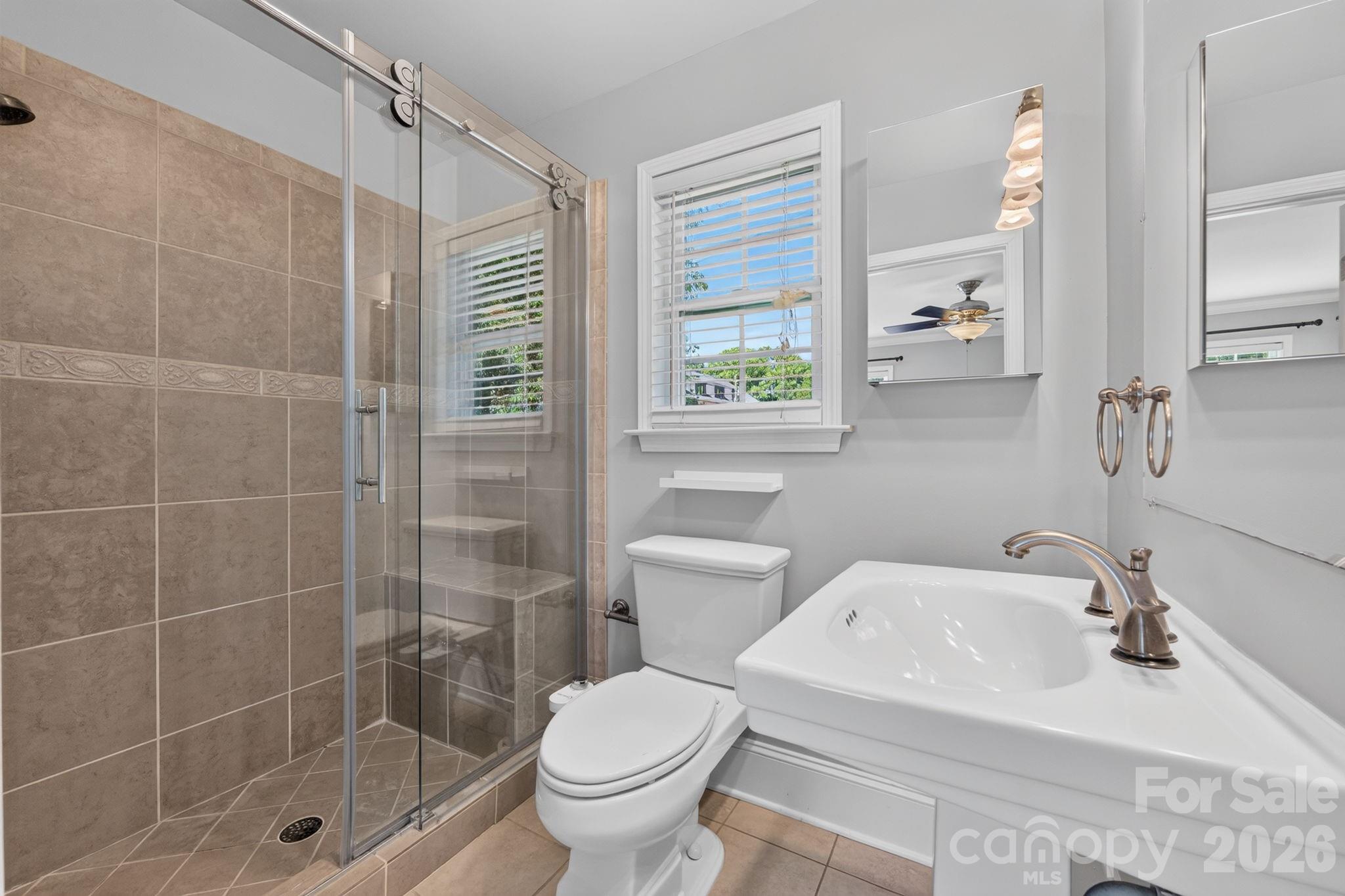 1323 Carolyn Drive — Charlotte