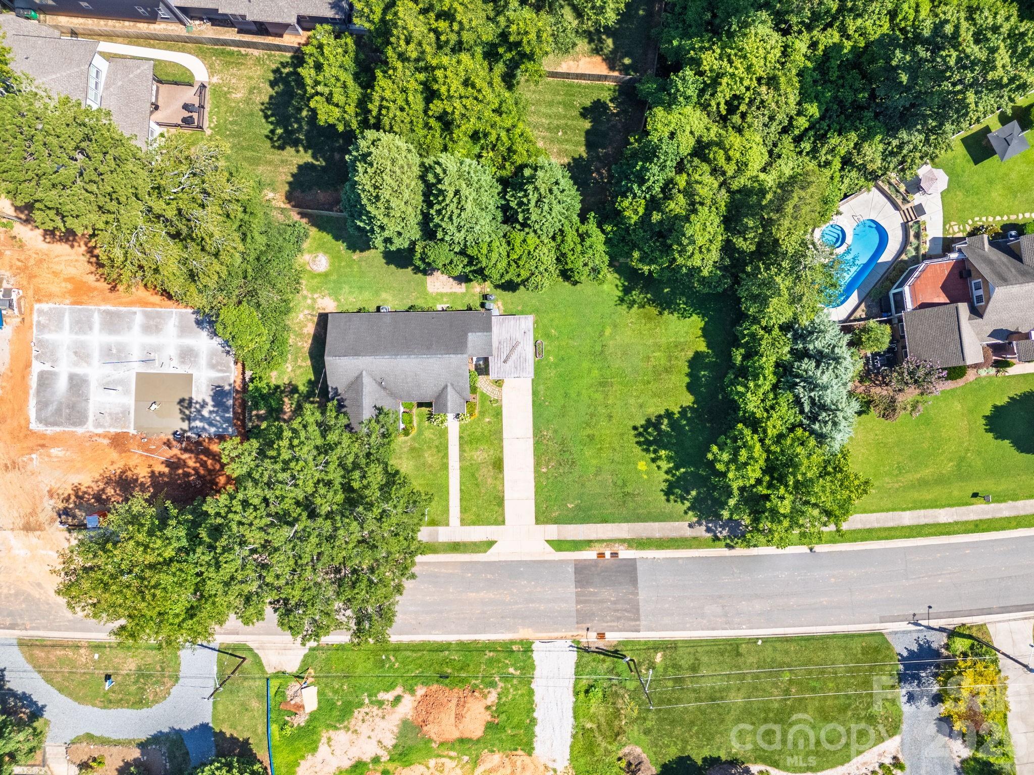 1323 Carolyn Drive — Charlotte