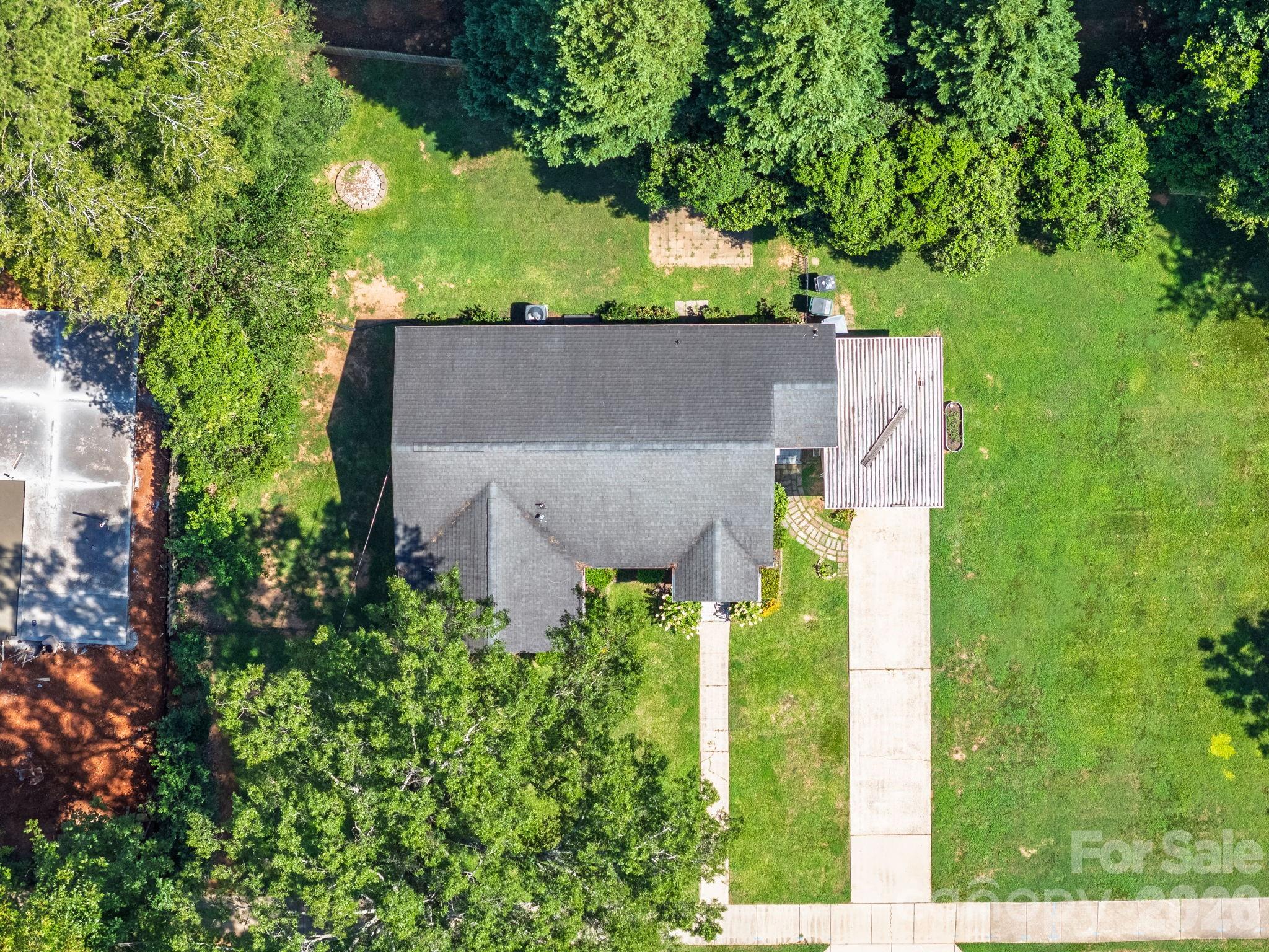 1323 Carolyn Drive — Charlotte