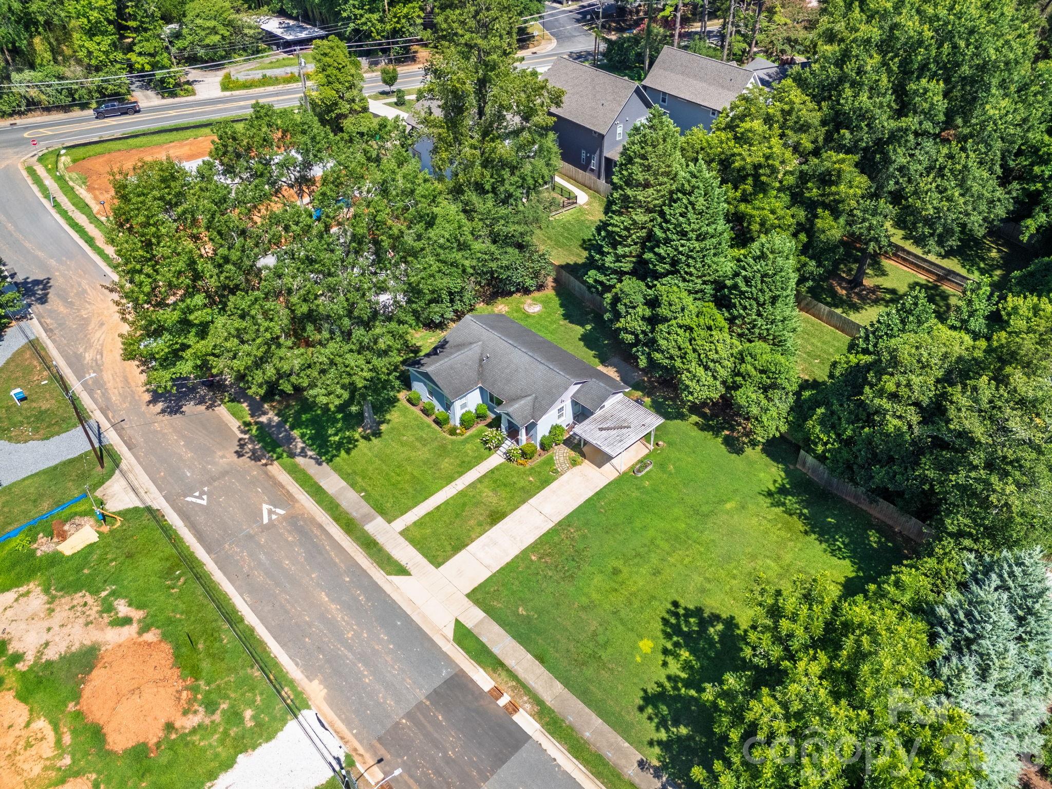 1323 Carolyn Drive — Charlotte