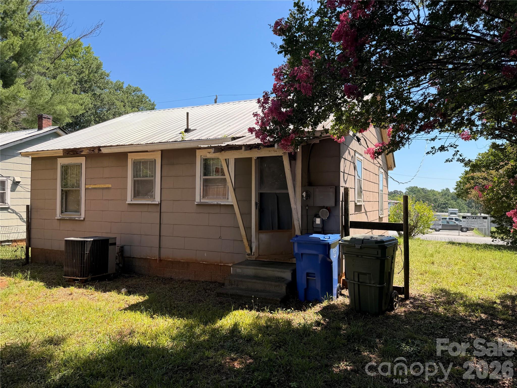 127 & 131 Blanton Street — Spindale