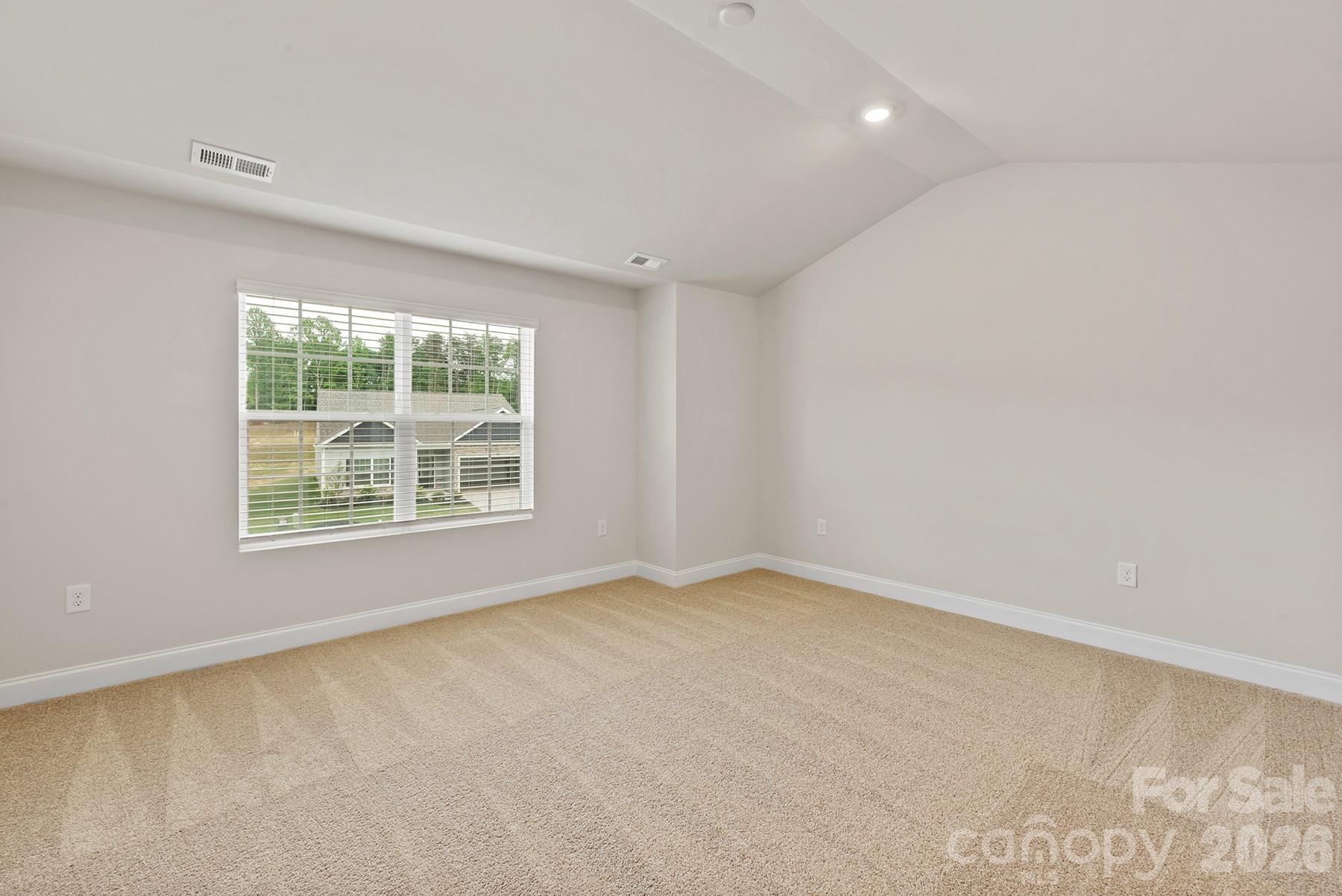 8126 Cravat Court — Charlotte