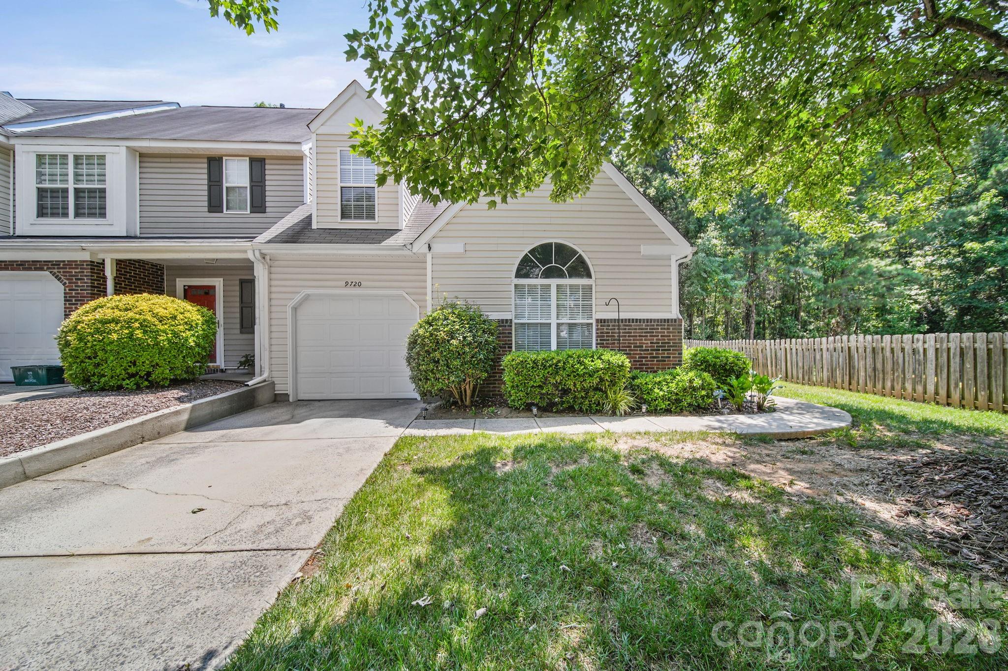 9720 Mattforest Circle — Charlotte