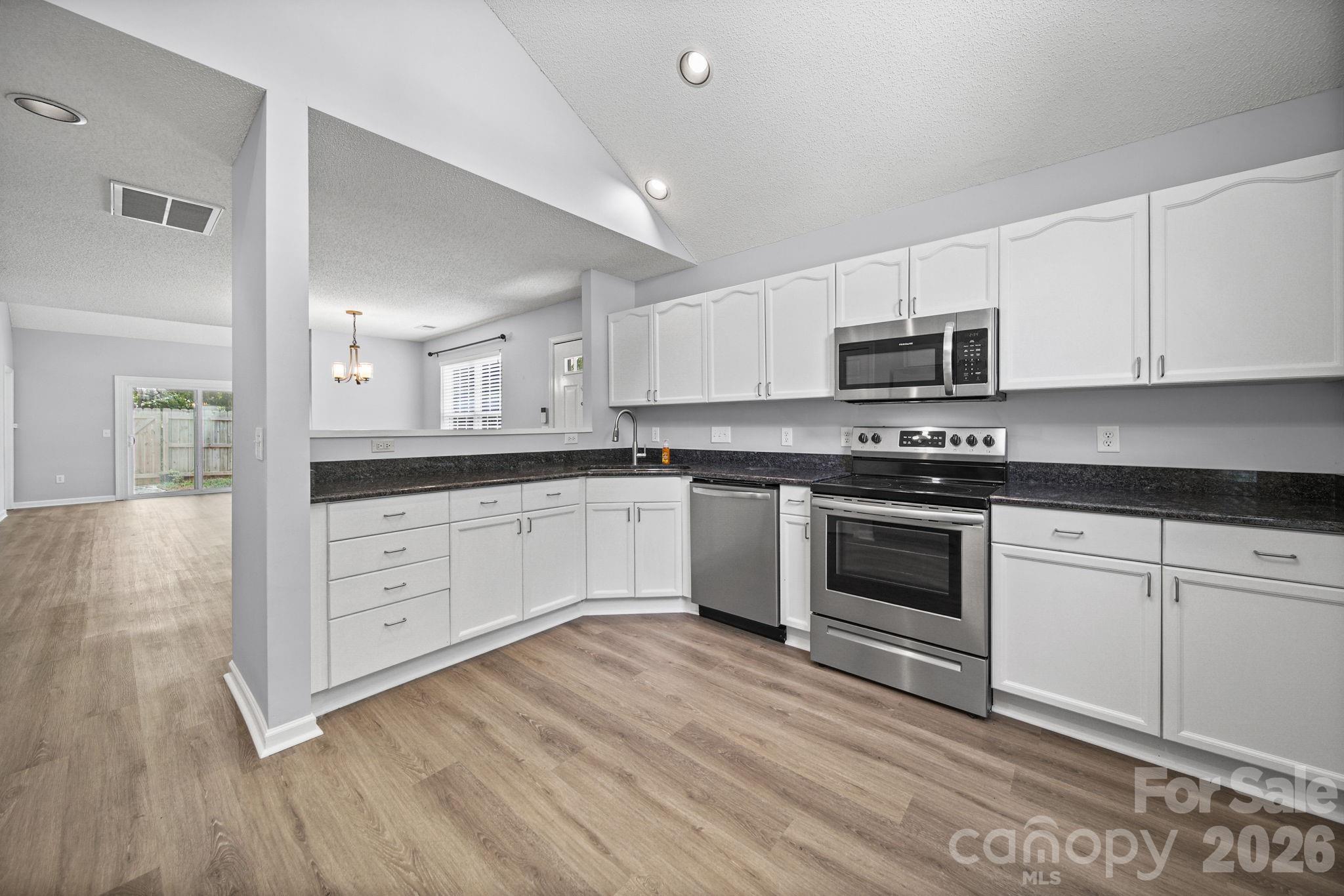 9720 Mattforest Circle — Charlotte