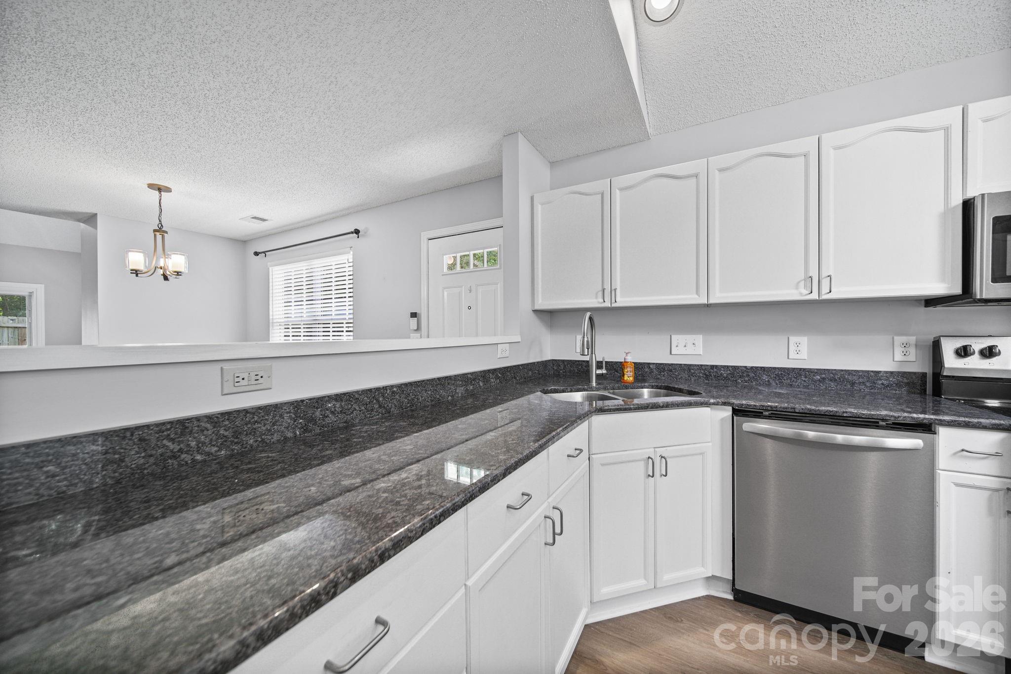 9720 Mattforest Circle — Charlotte