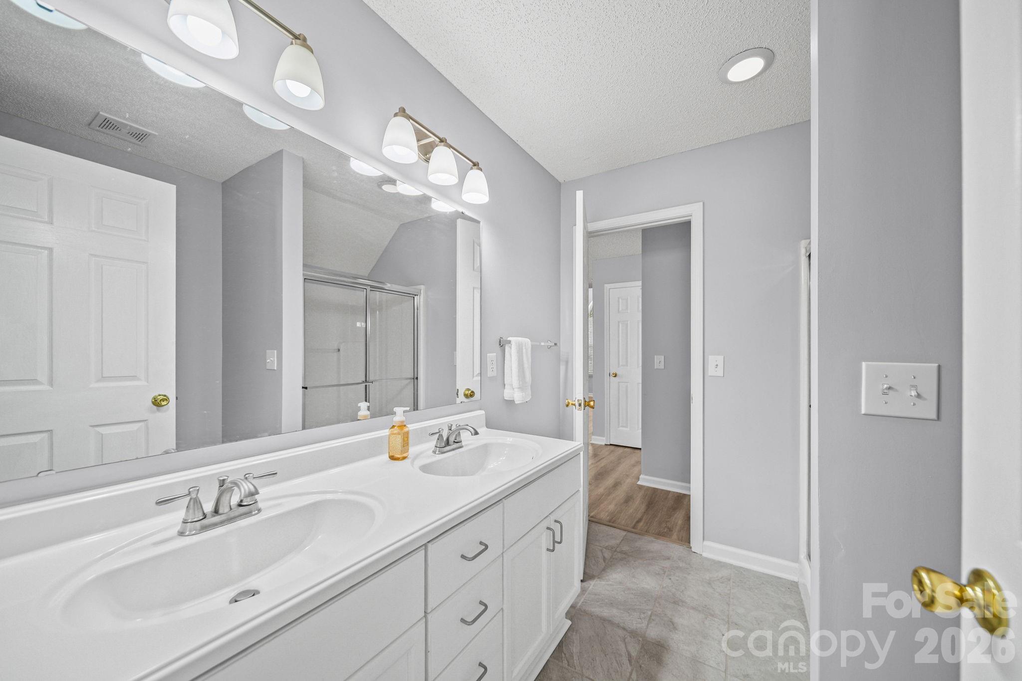 9720 Mattforest Circle — Charlotte