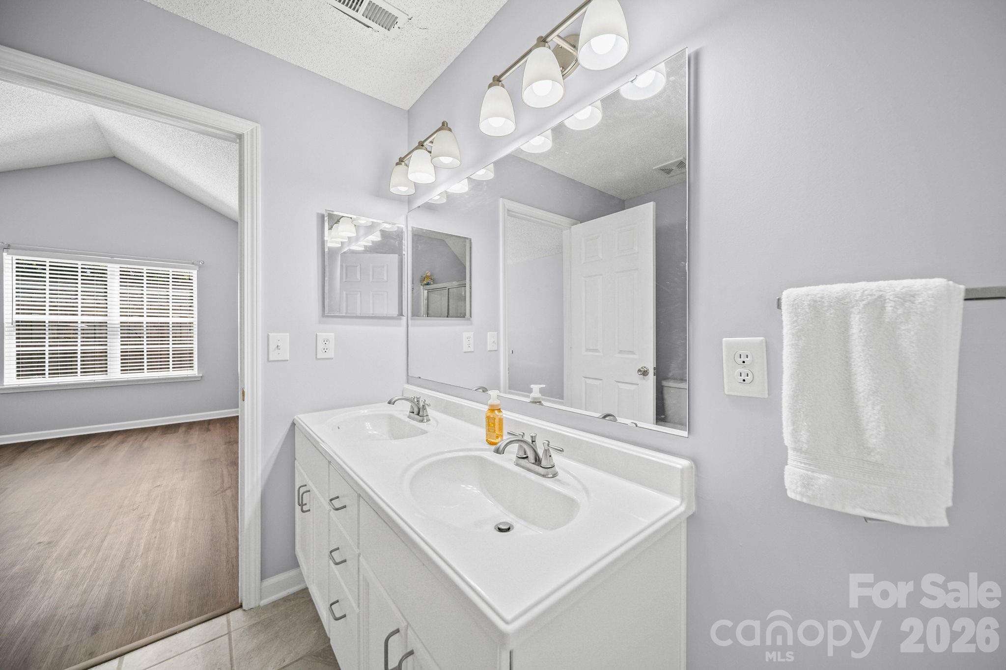 9720 Mattforest Circle — Charlotte