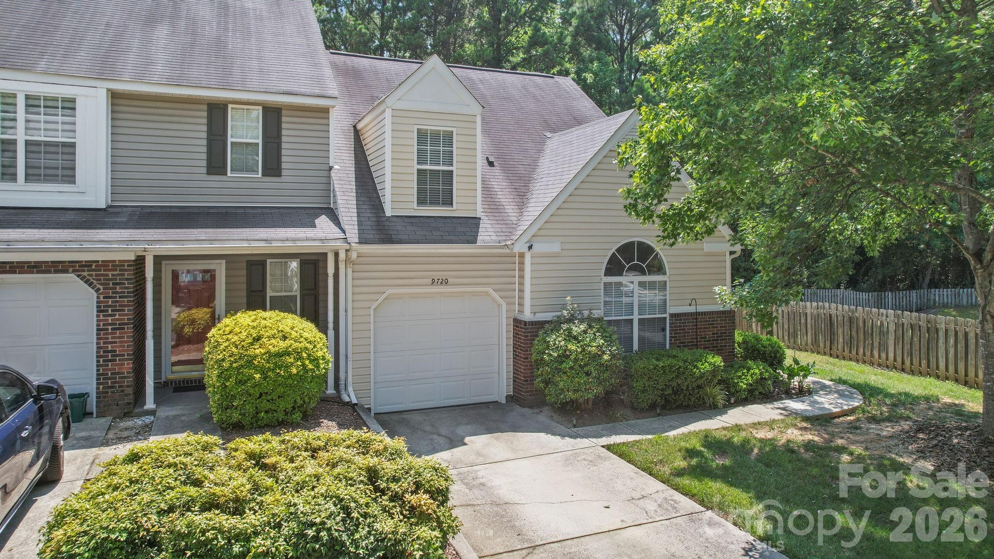 9720 Mattforest Circle — Charlotte