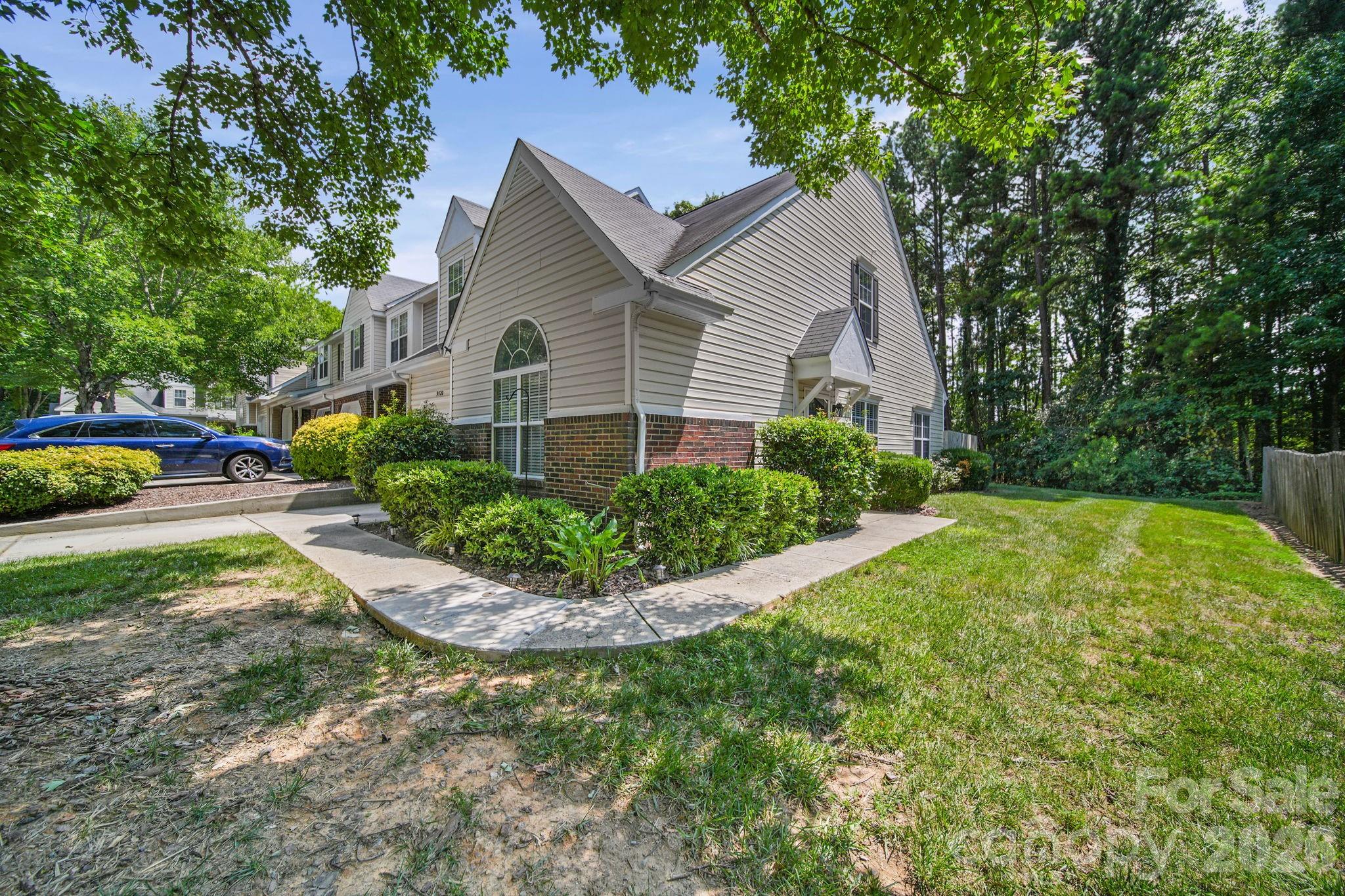 9720 Mattforest Circle — Charlotte