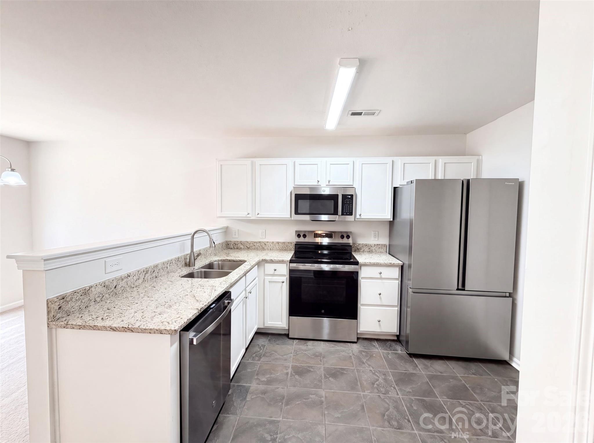 12843 Slade Castle Court — Charlotte