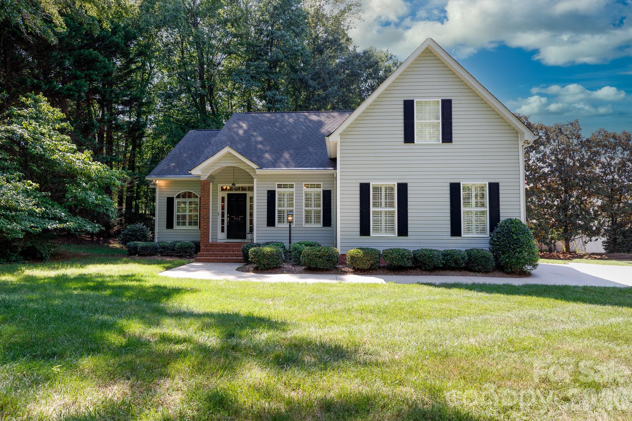 952 Lake Club Drive — Rock Hill