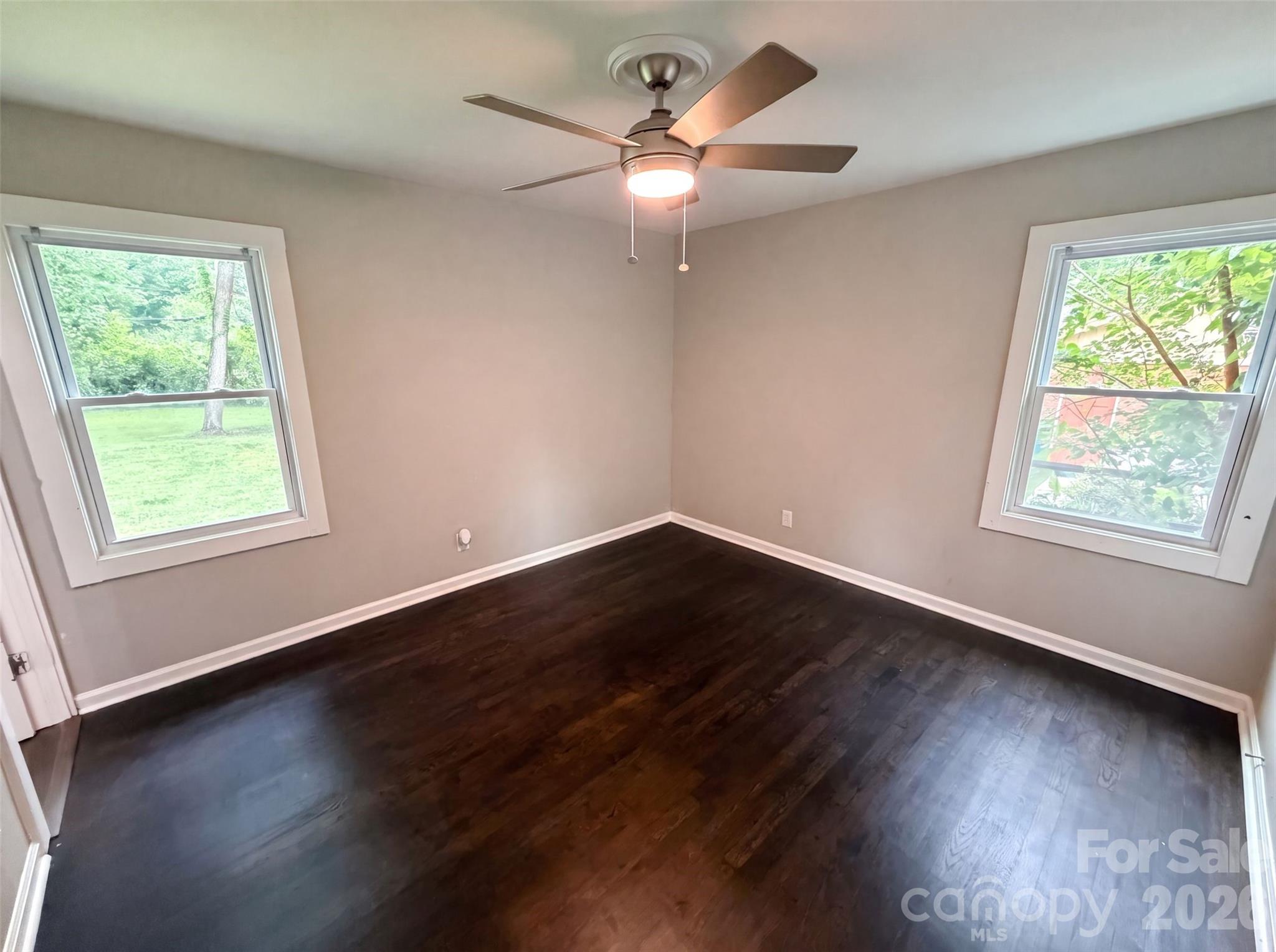 528 Kentbrook Drive — Charlotte