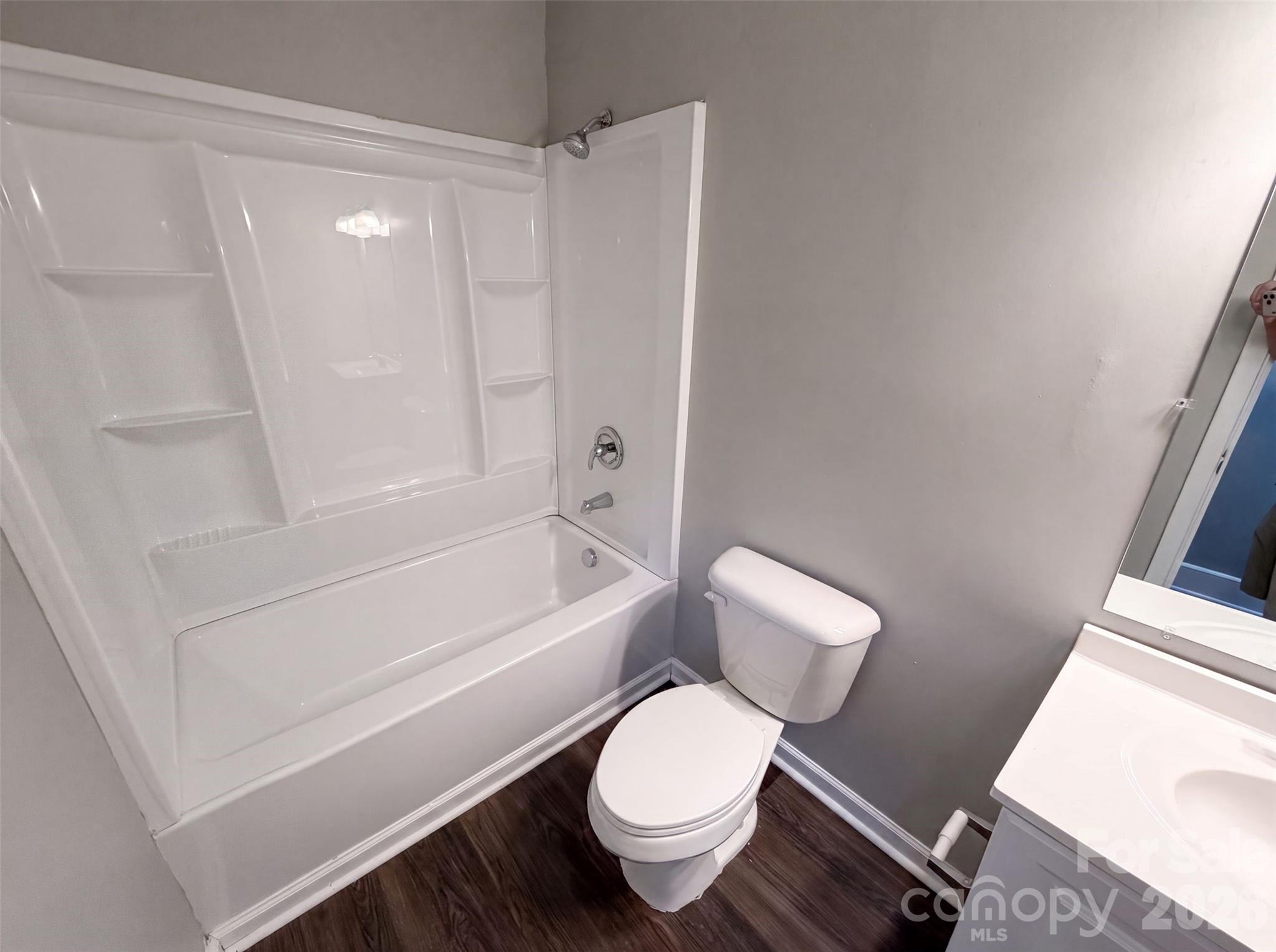 528 Kentbrook Drive — Charlotte