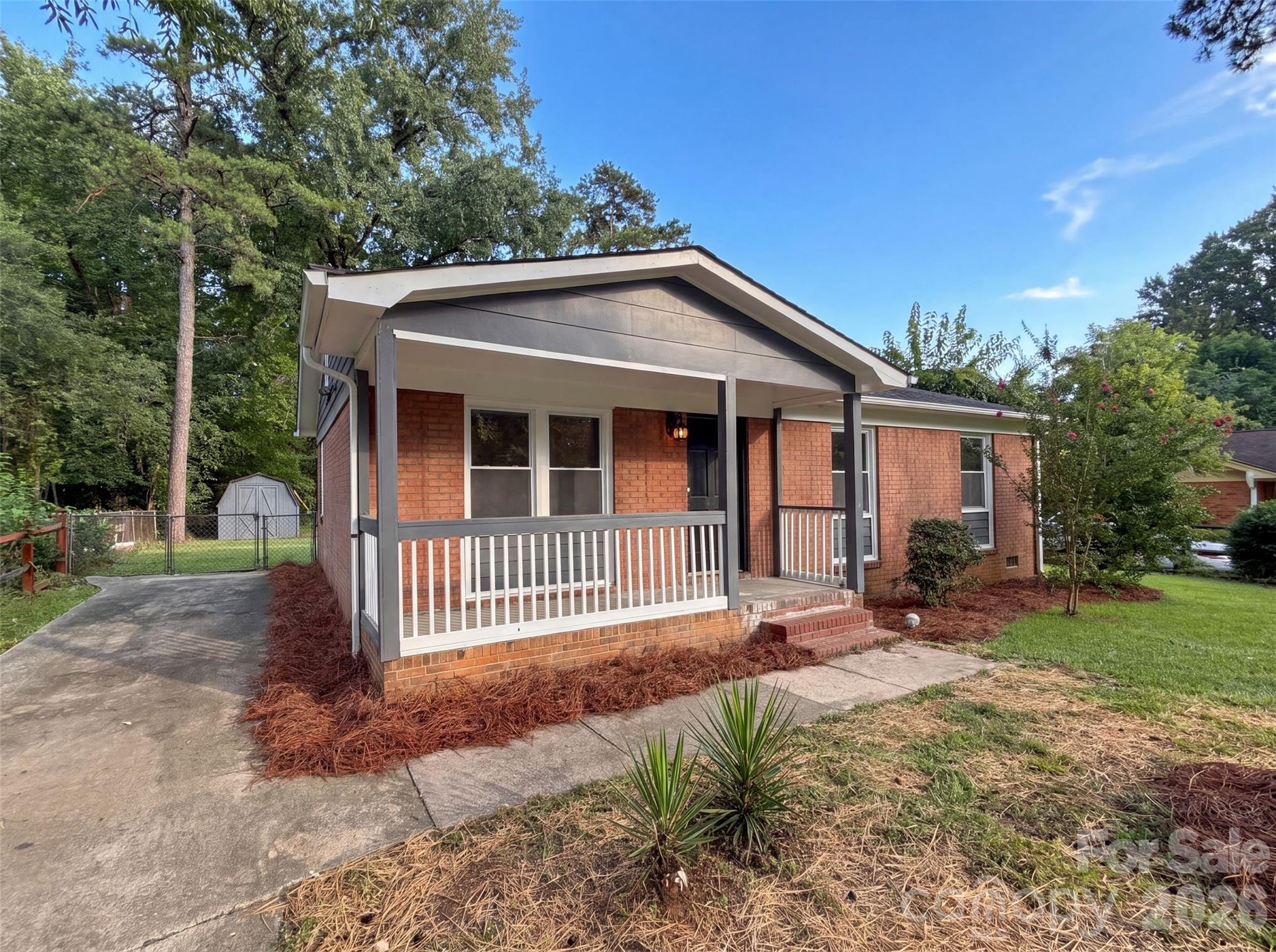 528 Kentbrook Drive — Charlotte