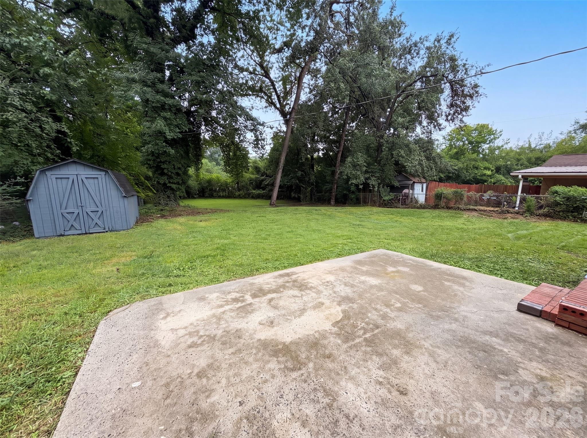 528 Kentbrook Drive — Charlotte