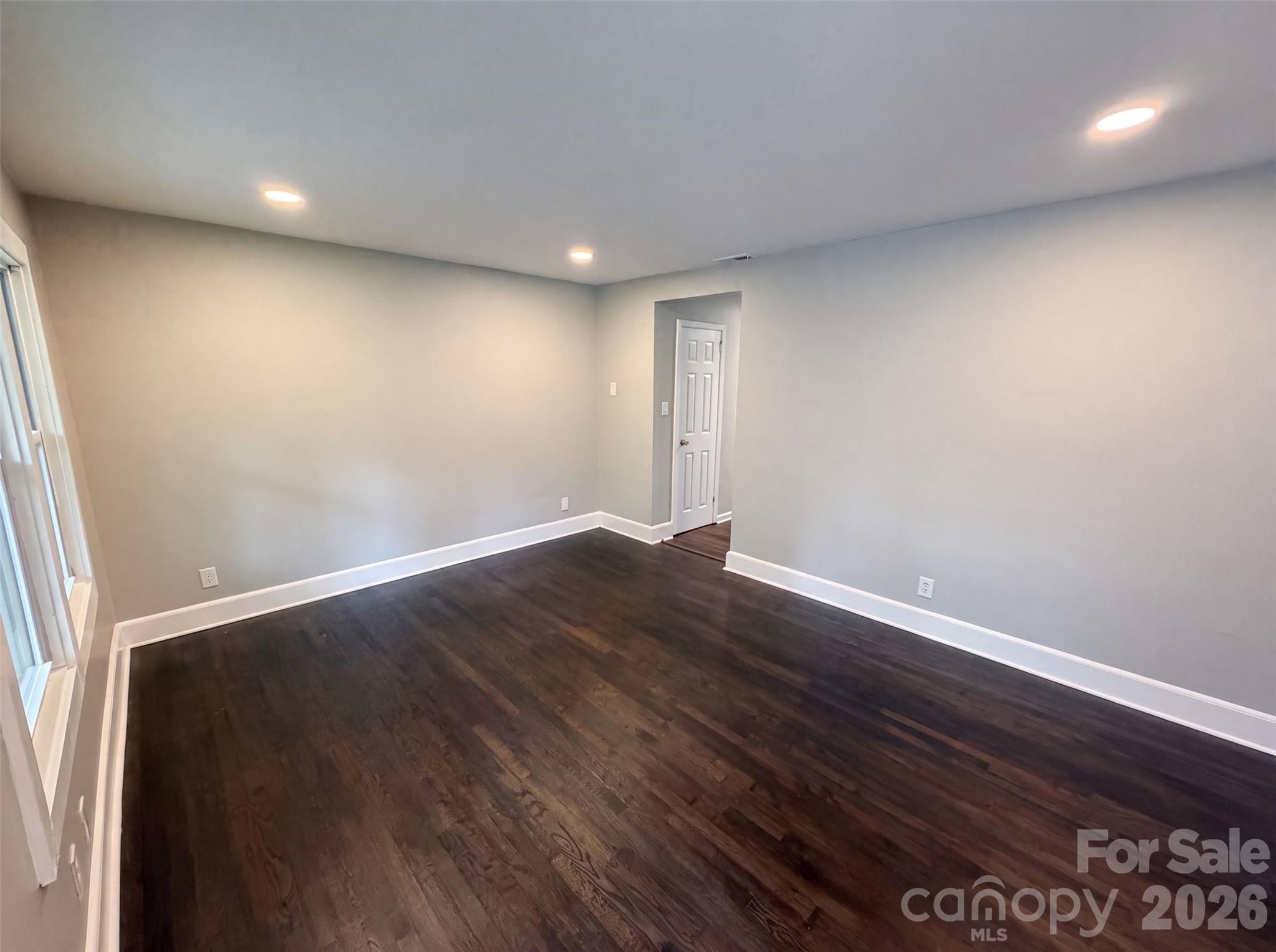 528 Kentbrook Drive — Charlotte