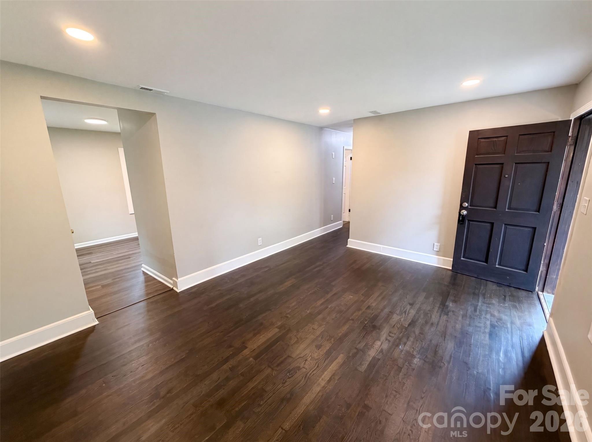 528 Kentbrook Drive — Charlotte
