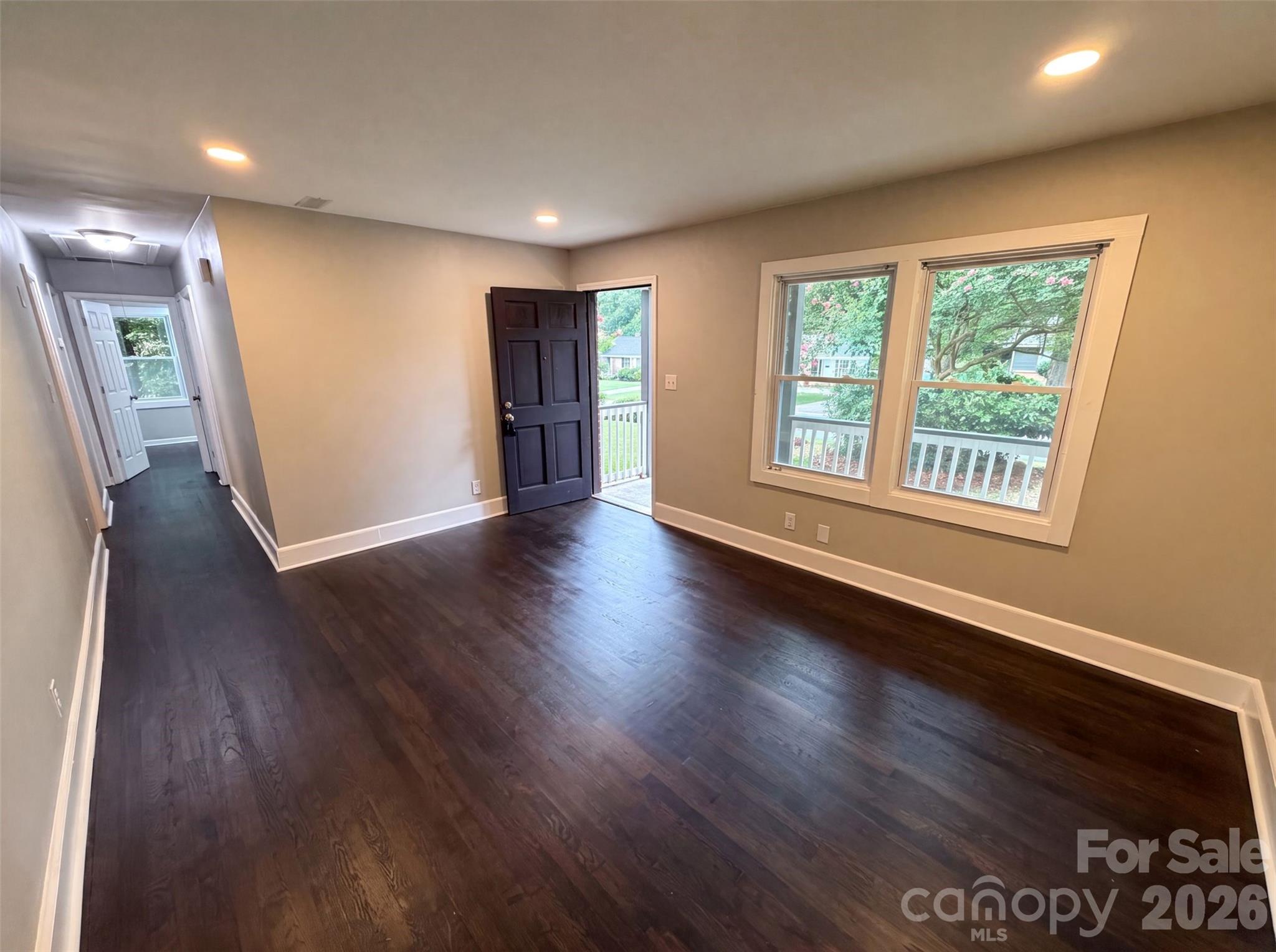 528 Kentbrook Drive — Charlotte