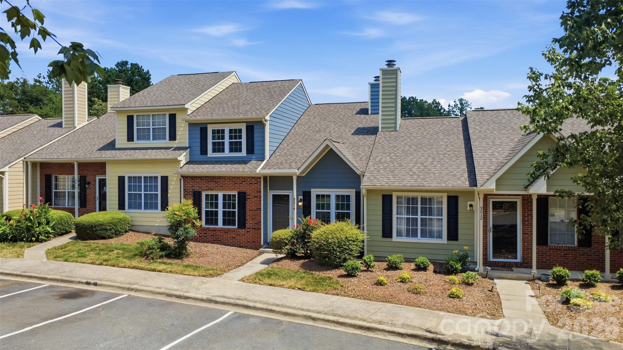 9014 Four Mile Creek Road — Charlotte