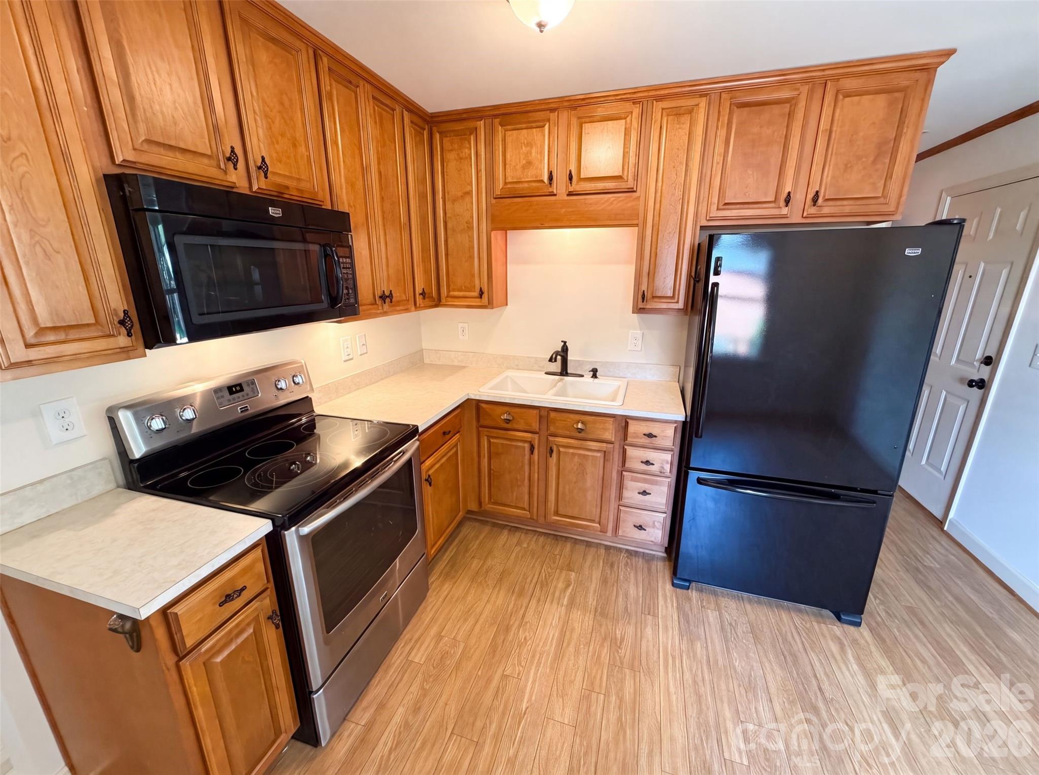 713 Ridgedale Court — Charlotte