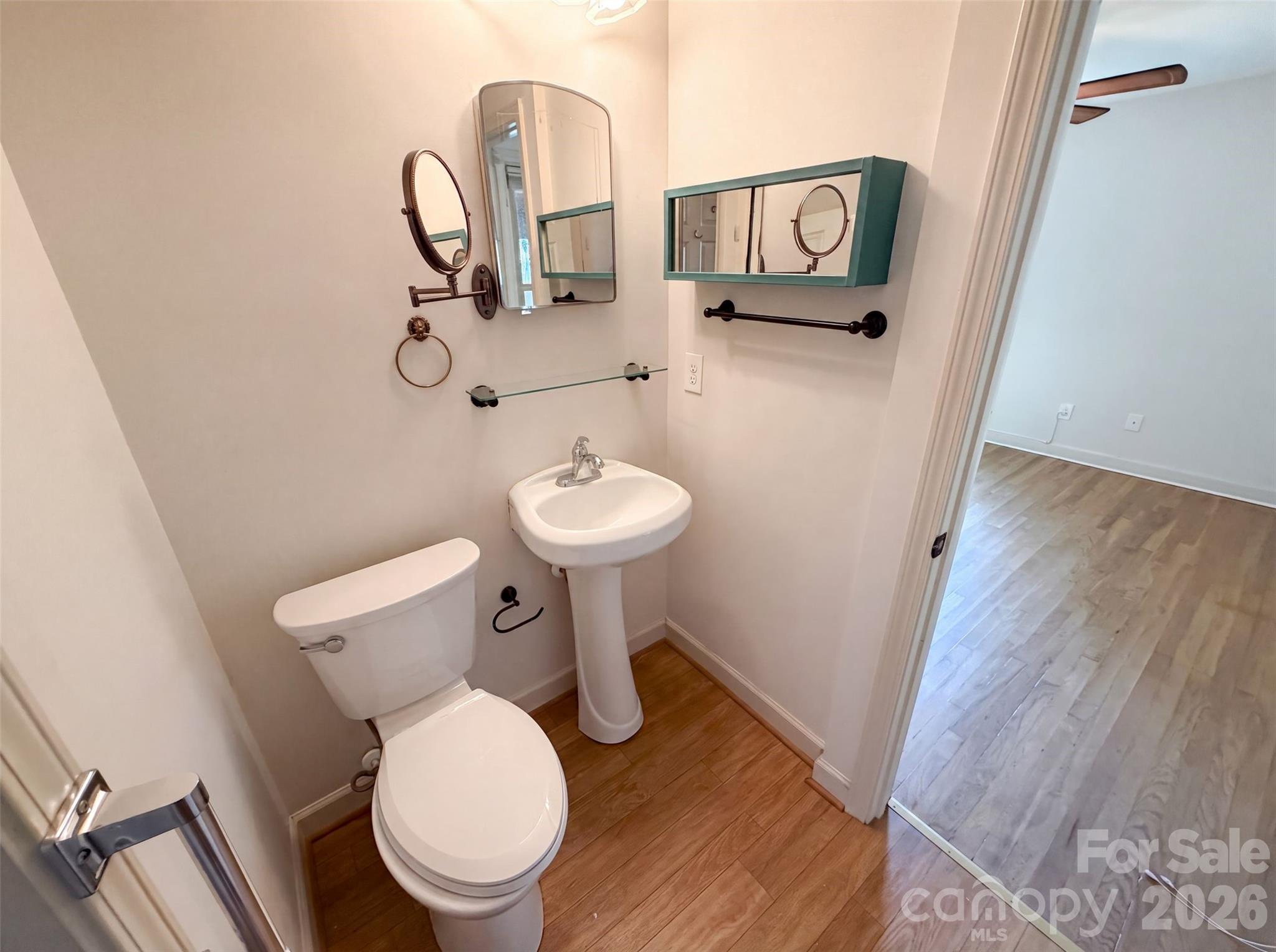 713 Ridgedale Court — Charlotte