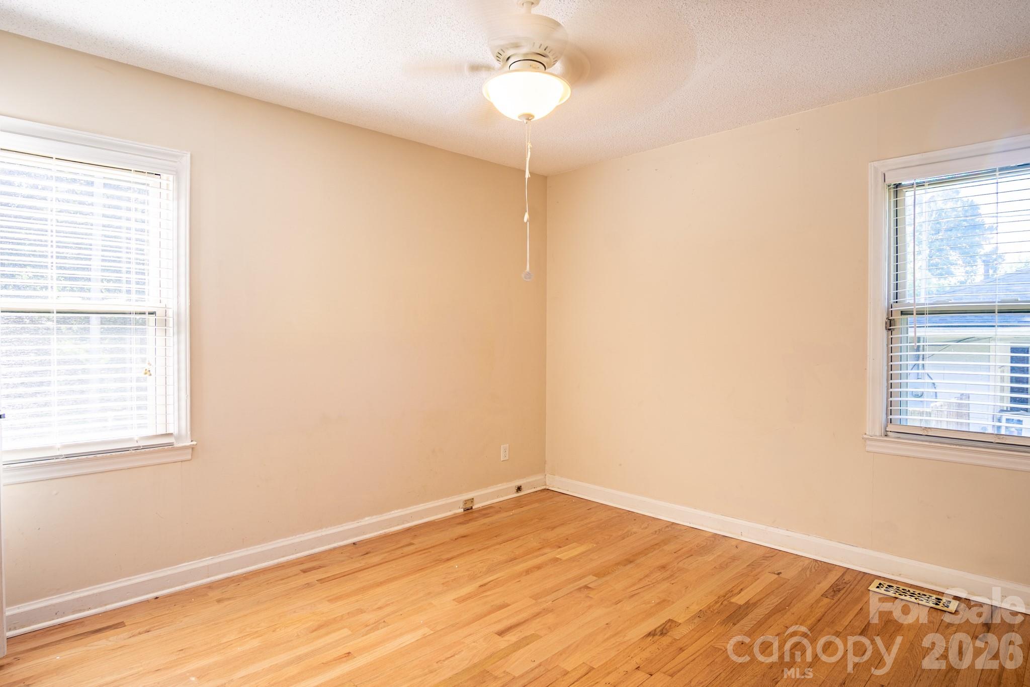 1708 Belmar Drive — Gastonia