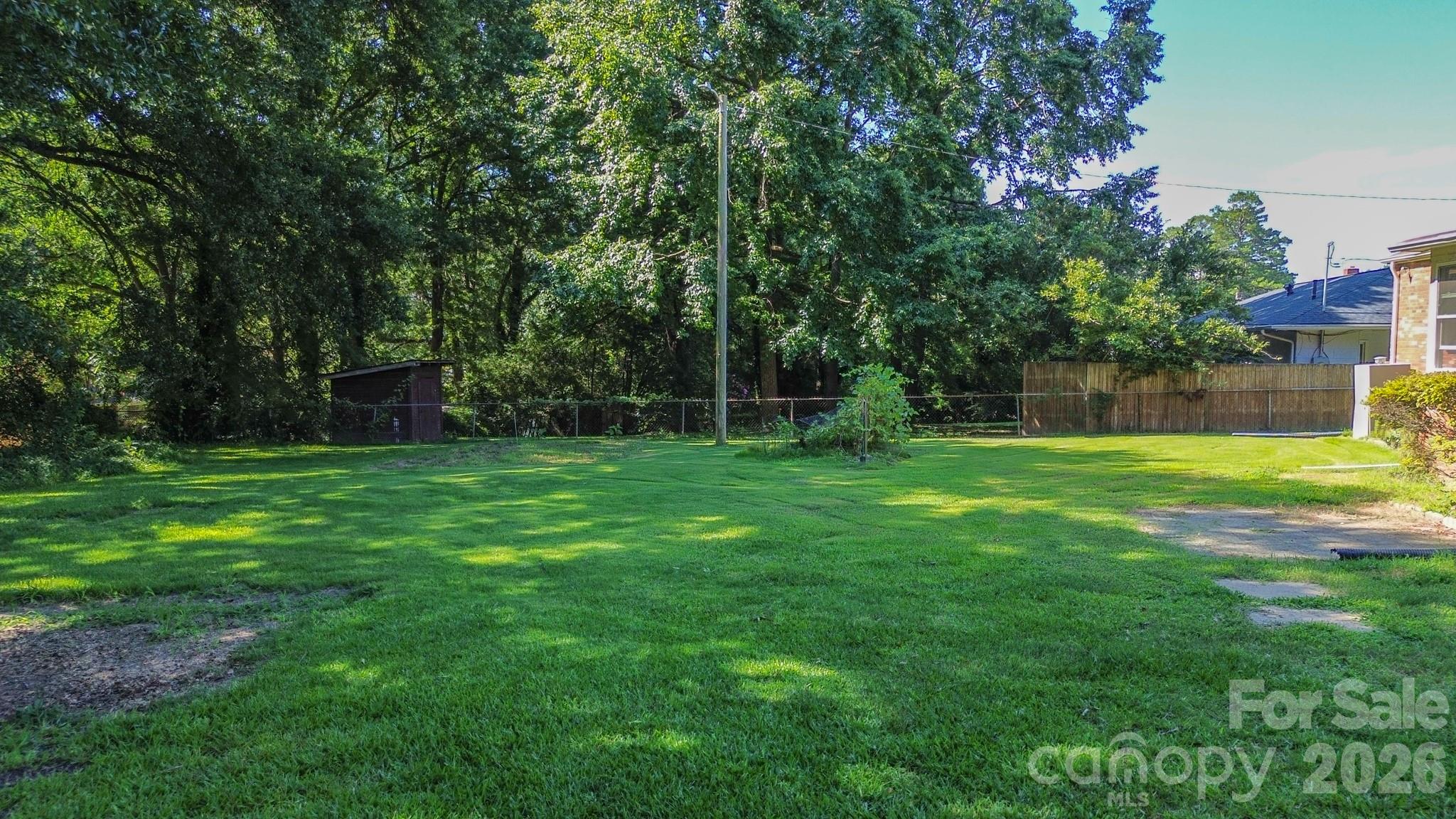 1708 Belmar Drive — Gastonia