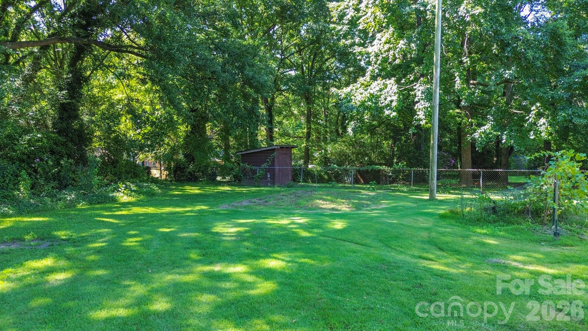 1708 Belmar Drive — Gastonia