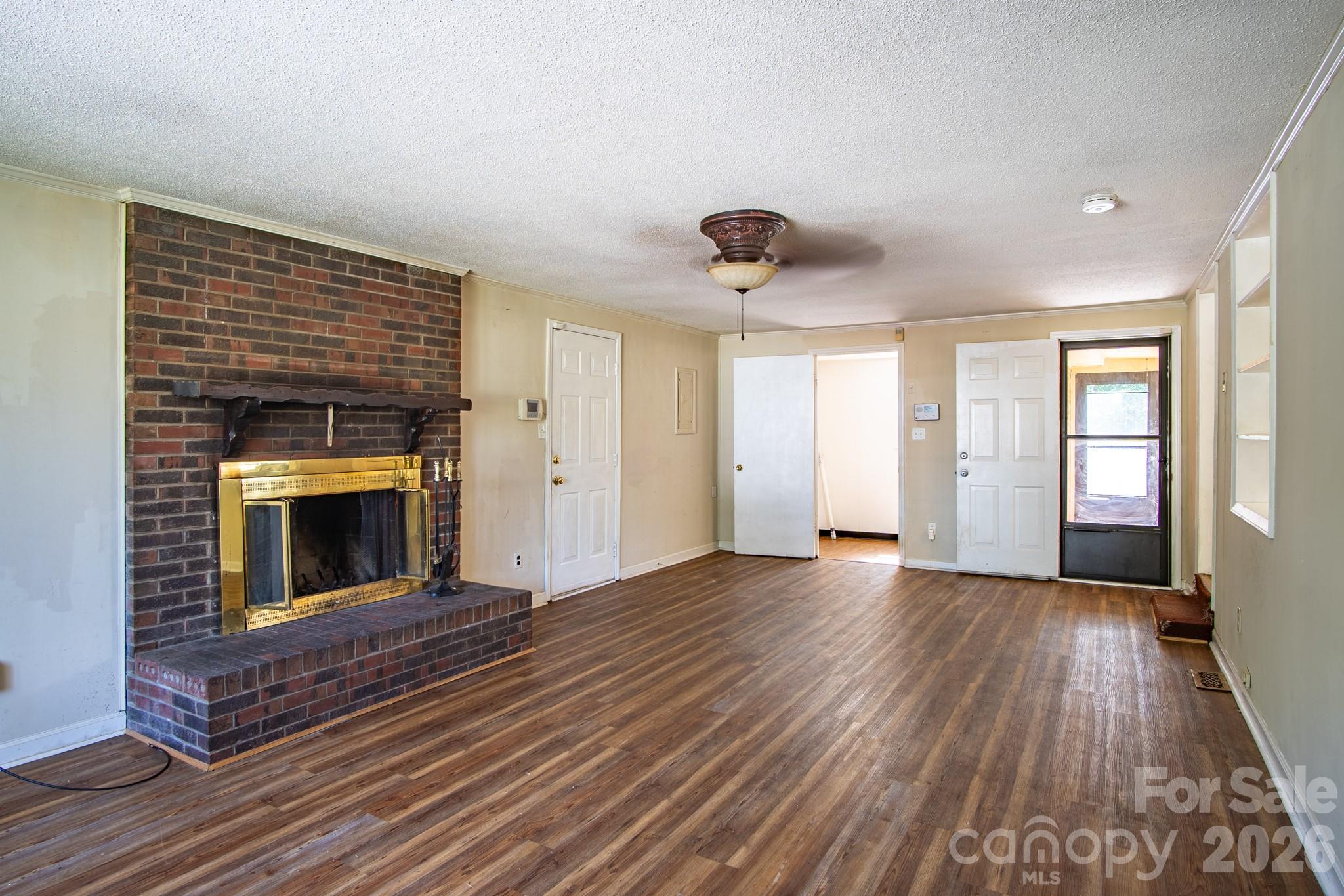 1708 Belmar Drive — Gastonia