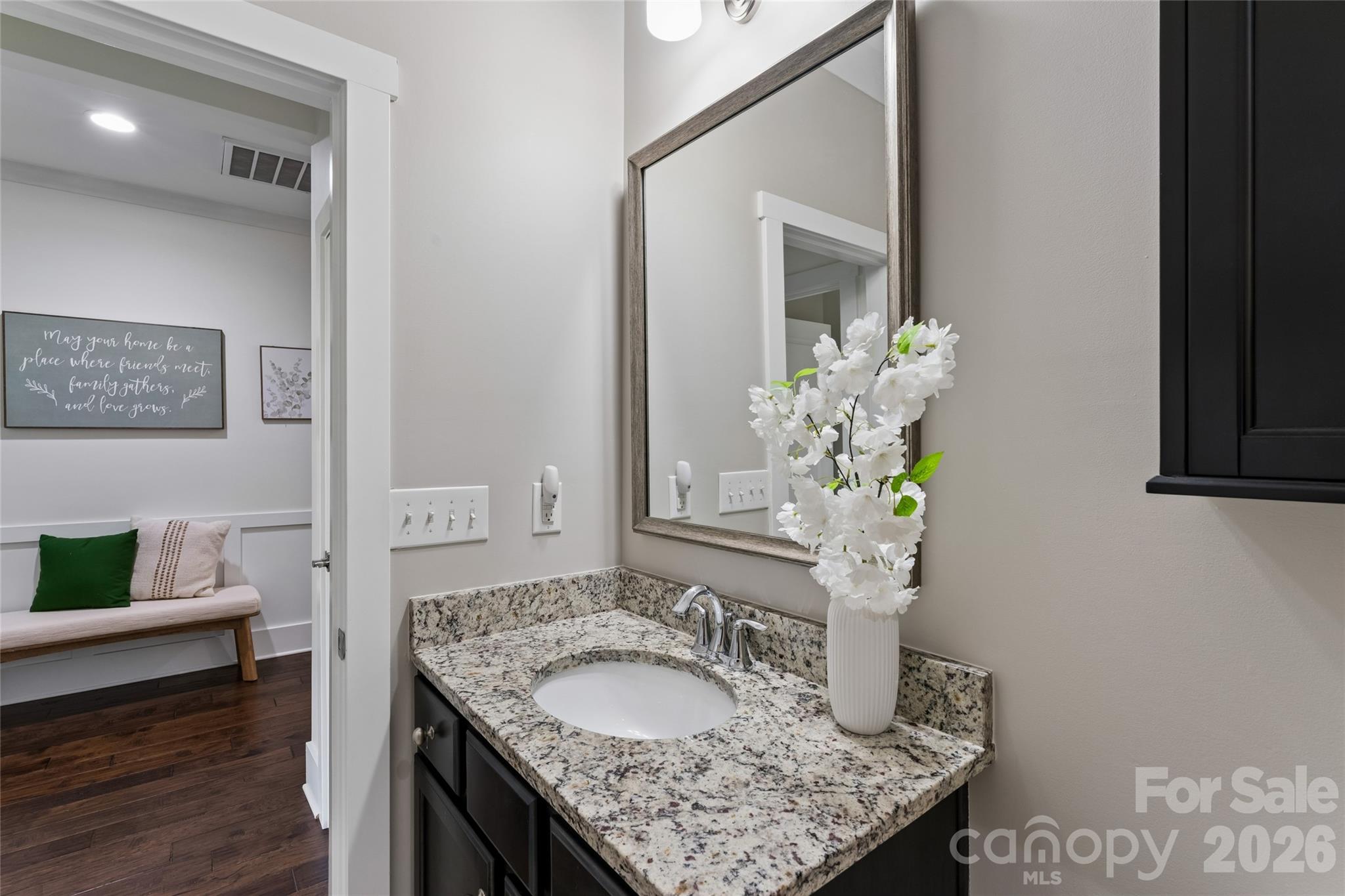 10177 Lakeshore Drive — Lancaster