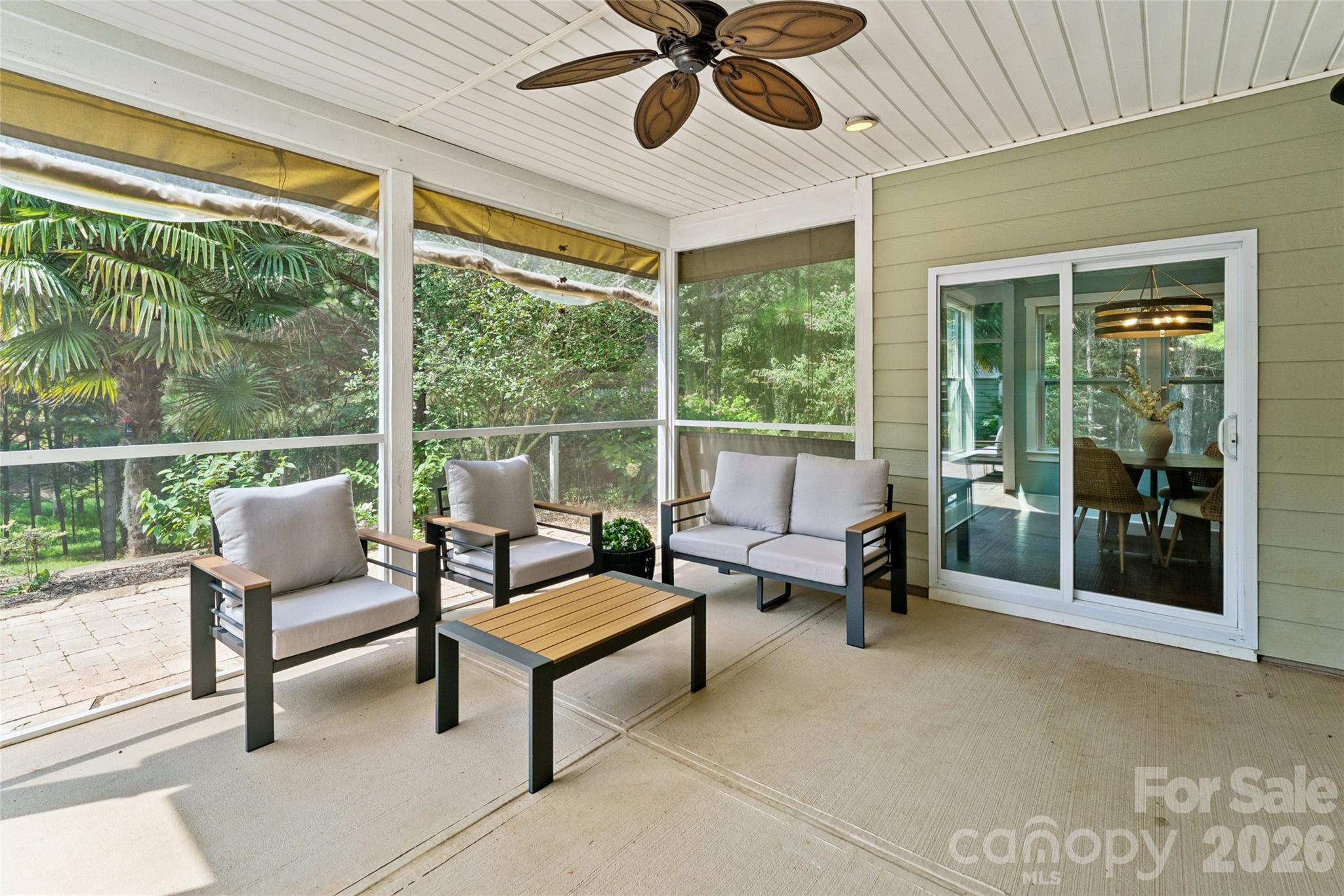 10177 Lakeshore Drive — Lancaster