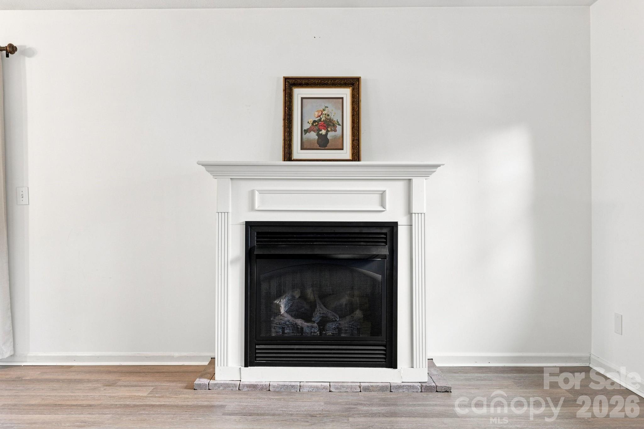 703 Farmington Circle — Hendersonville