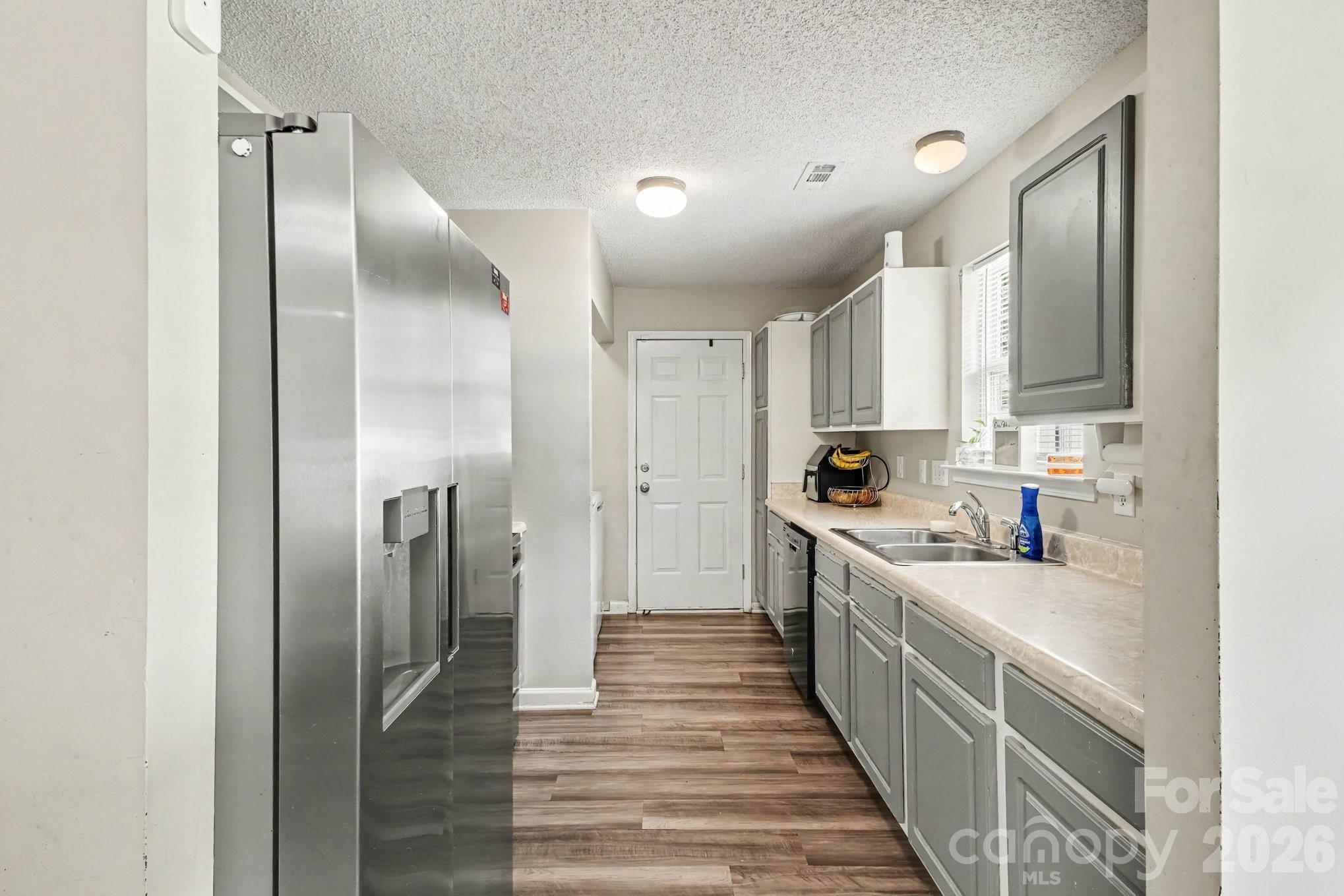 1240 Log Cabin Road — Charlotte