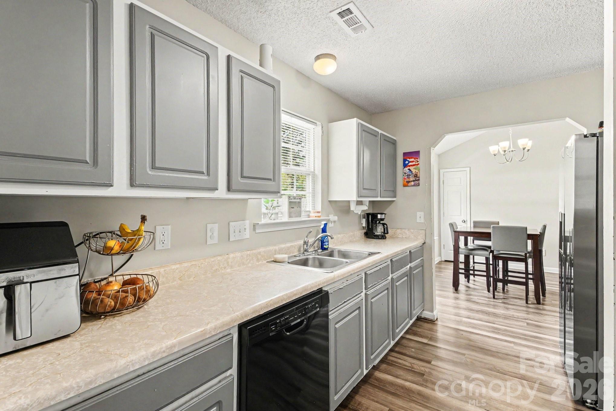 1240 Log Cabin Road — Charlotte