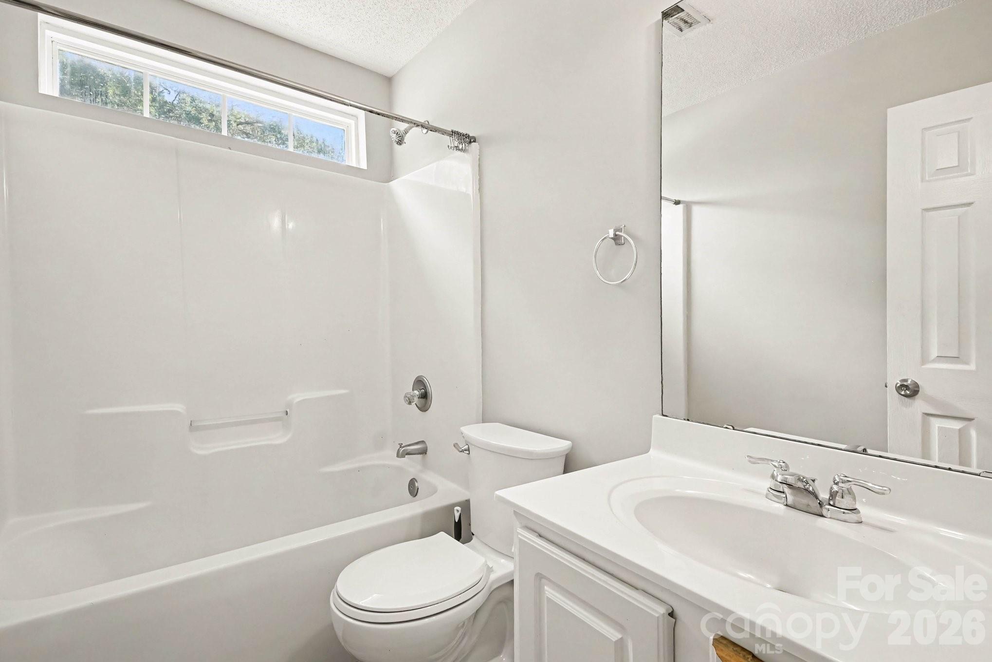 1240 Log Cabin Road — Charlotte