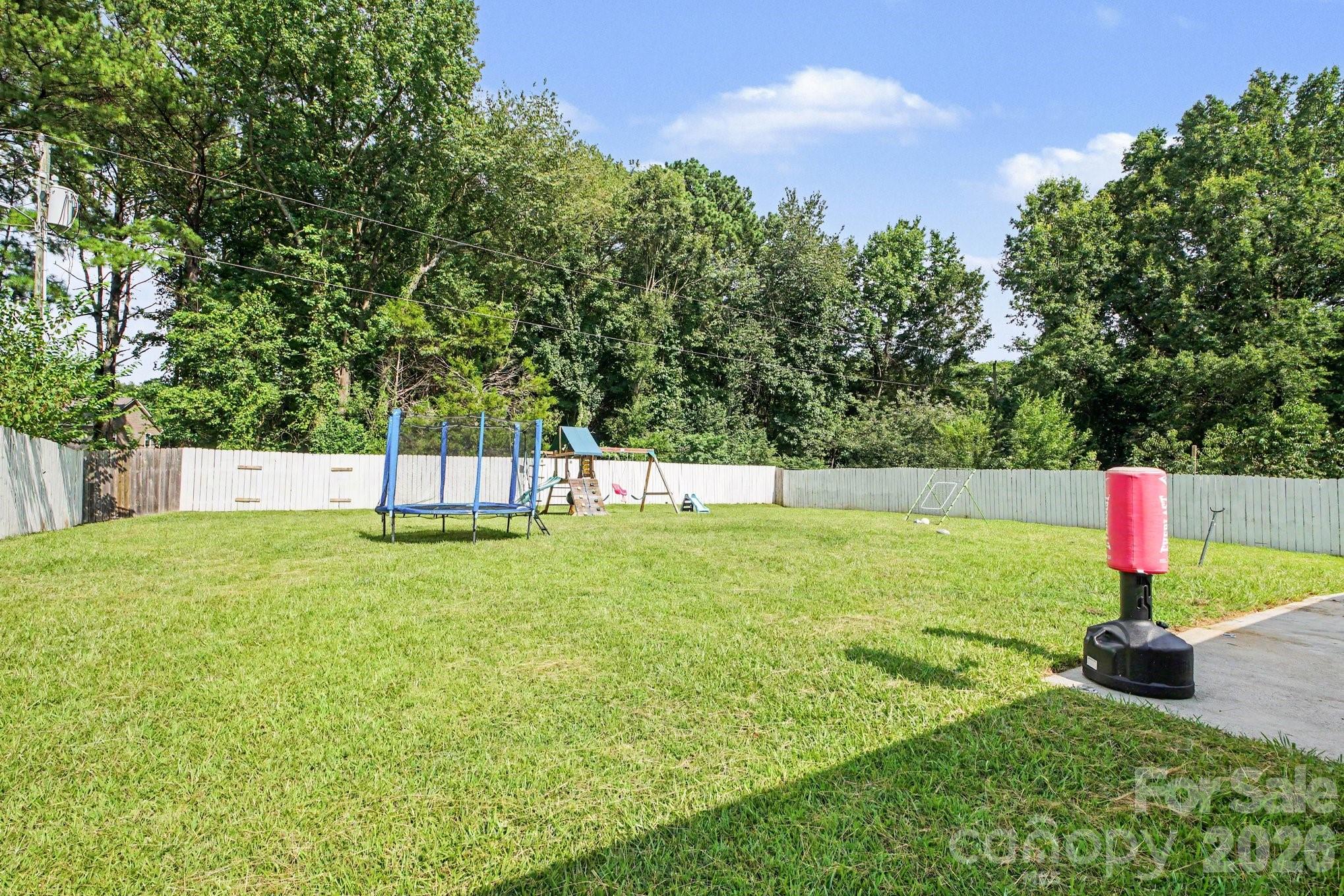 1240 Log Cabin Road — Charlotte